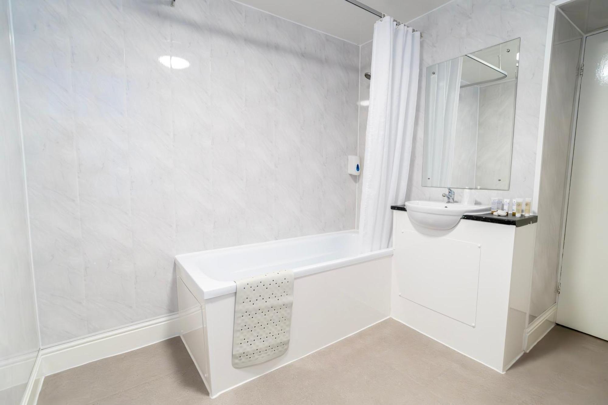 Compact Double Room