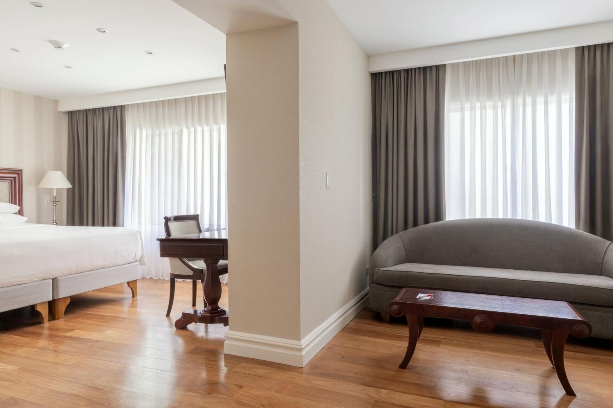 Deluxe Guest room 1 King