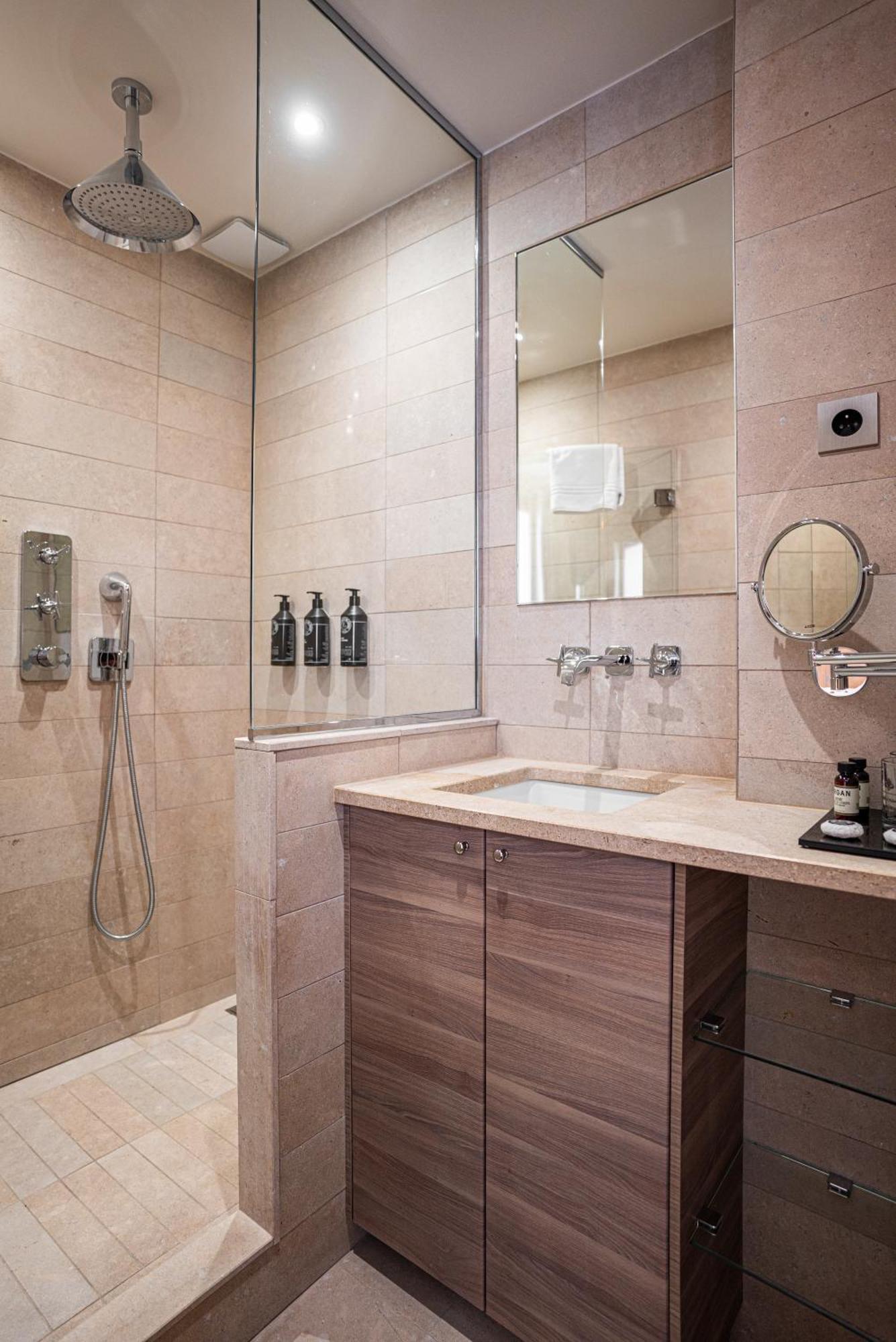 Comfort Double or Twin Room