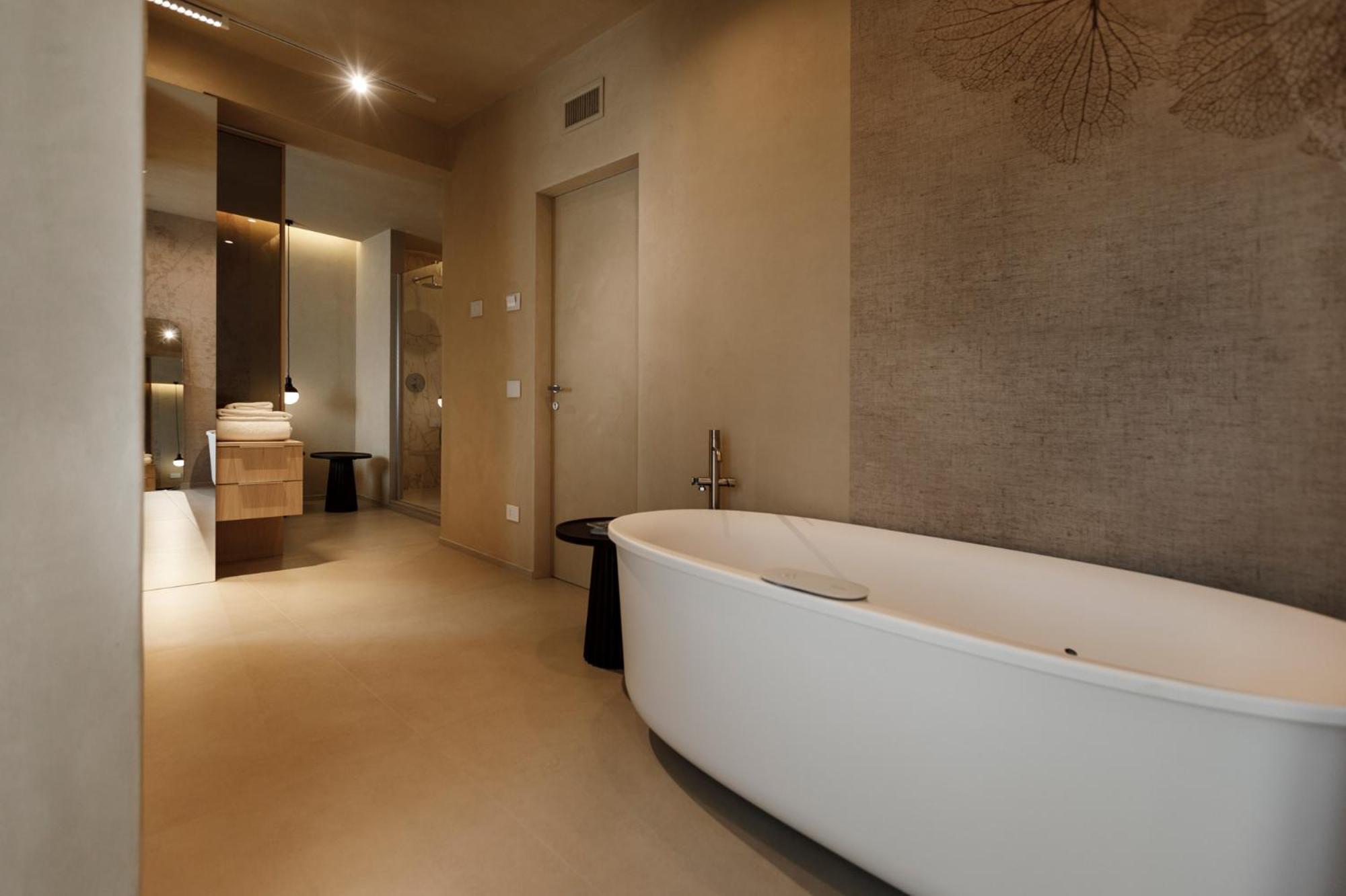 Double Room Spa Bath