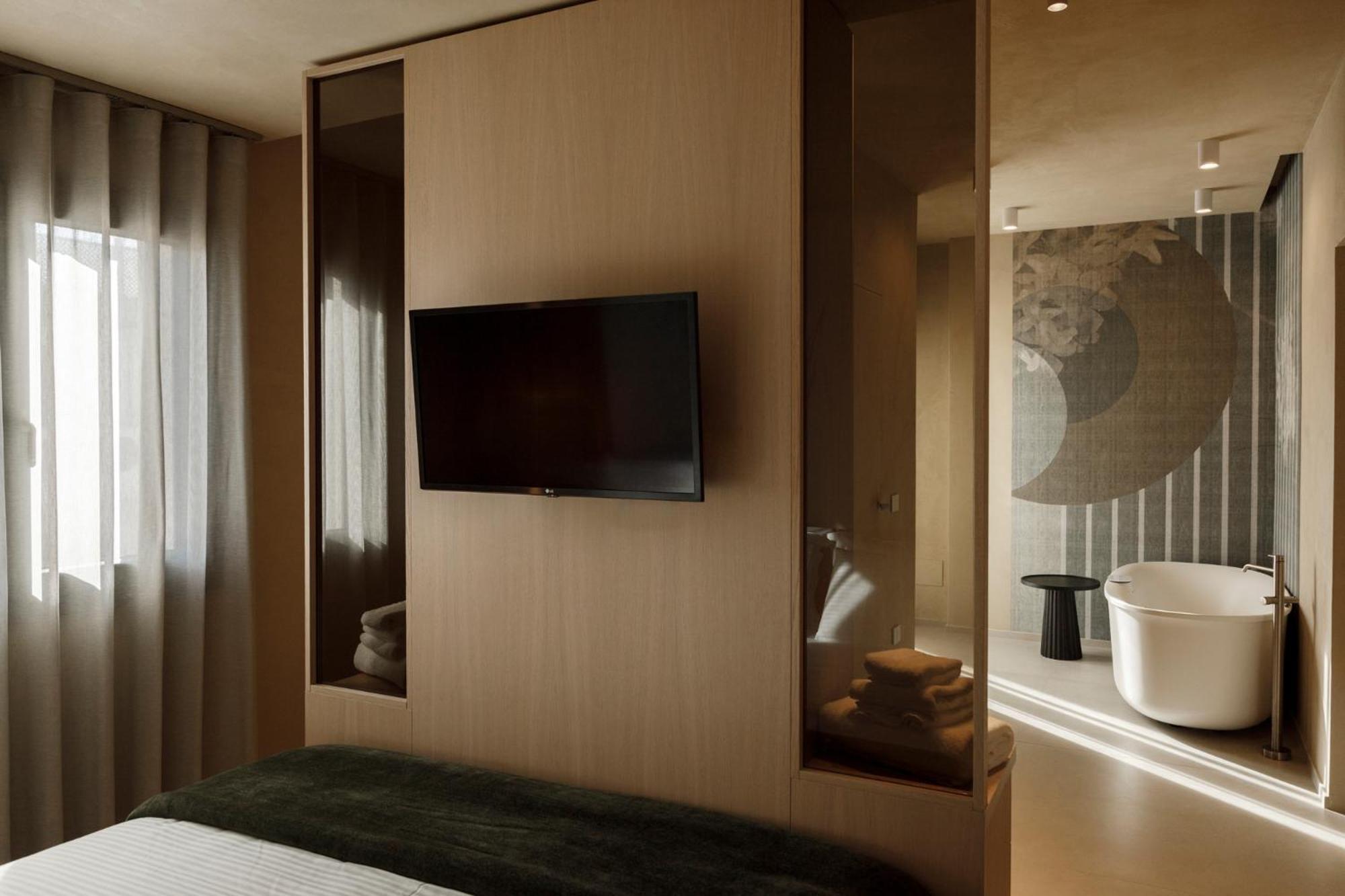 Double Room Spa Bath