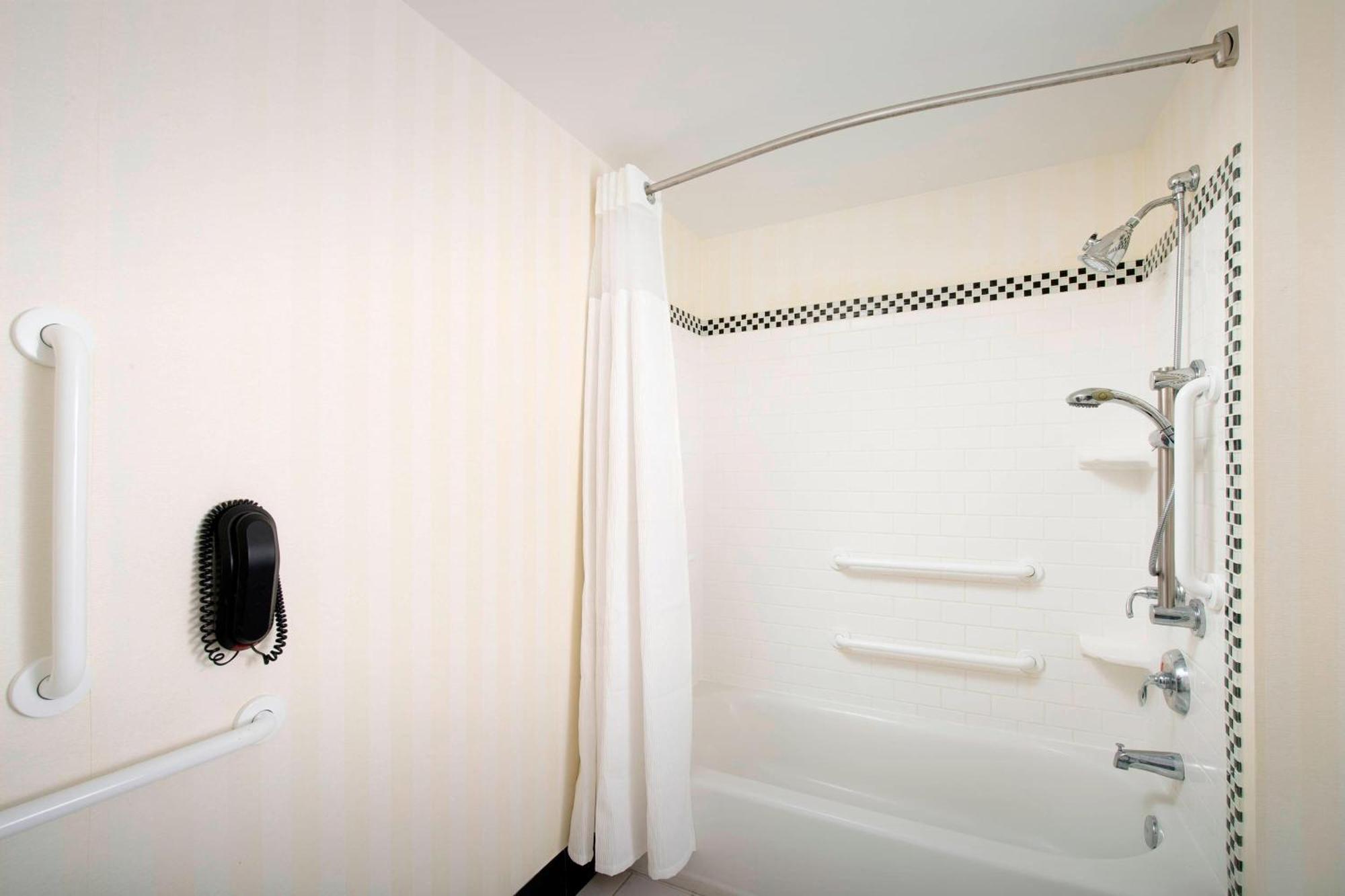 Habitación Doble - adaptada para personas con problemas de audición - cama extragrande