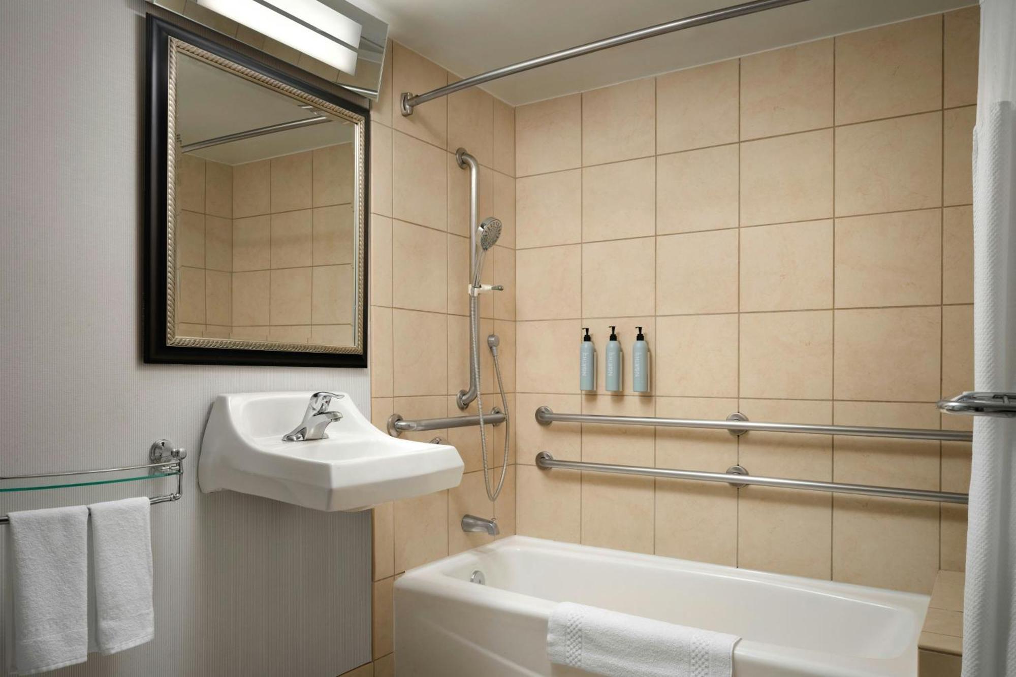 Doppelzimmer mit 2 Doppelbetten