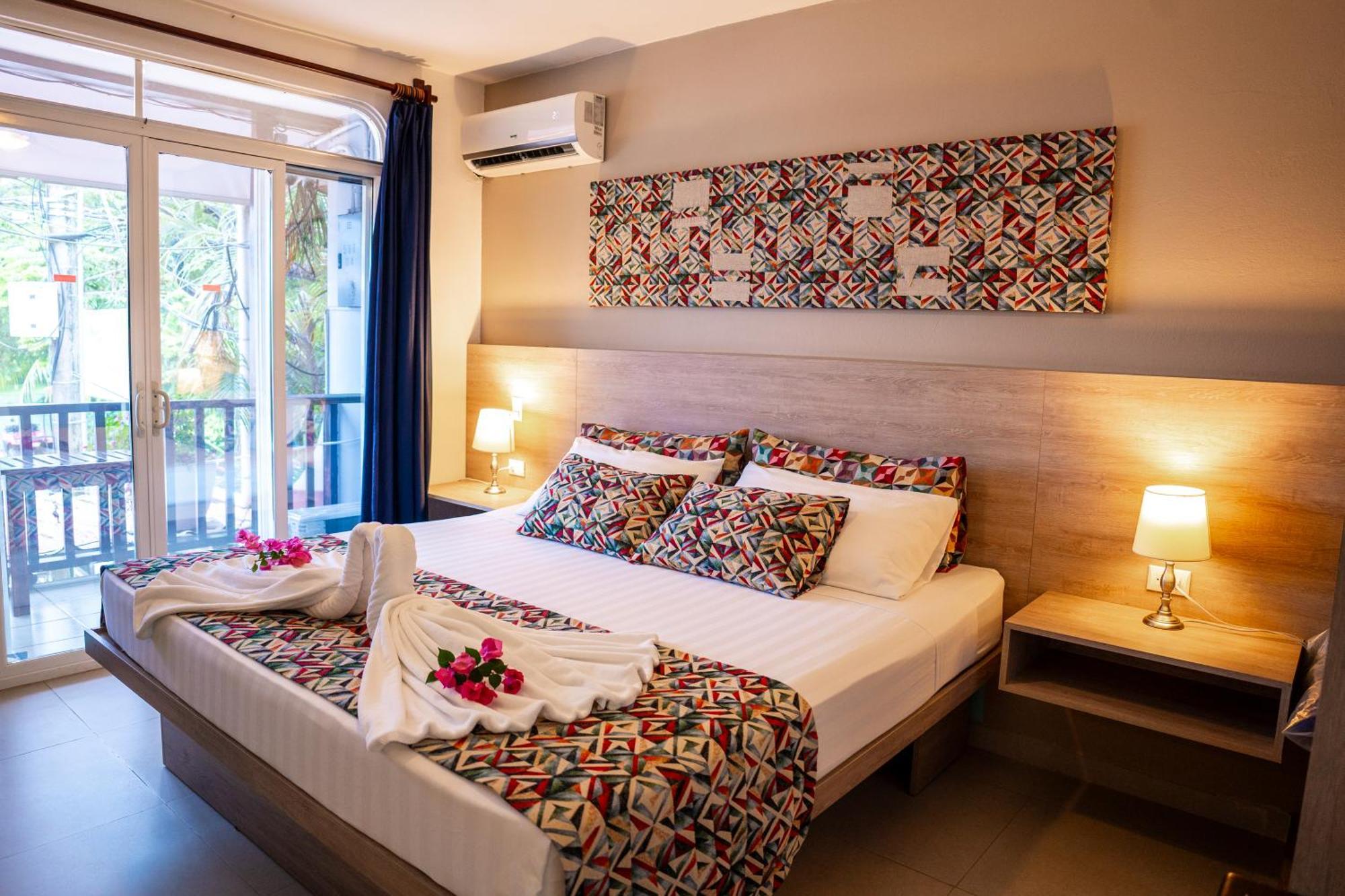 Double Room Main Street View