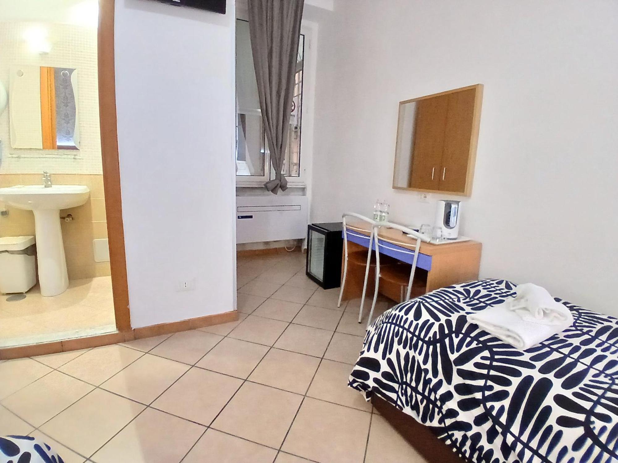 Triple Room Bathroom