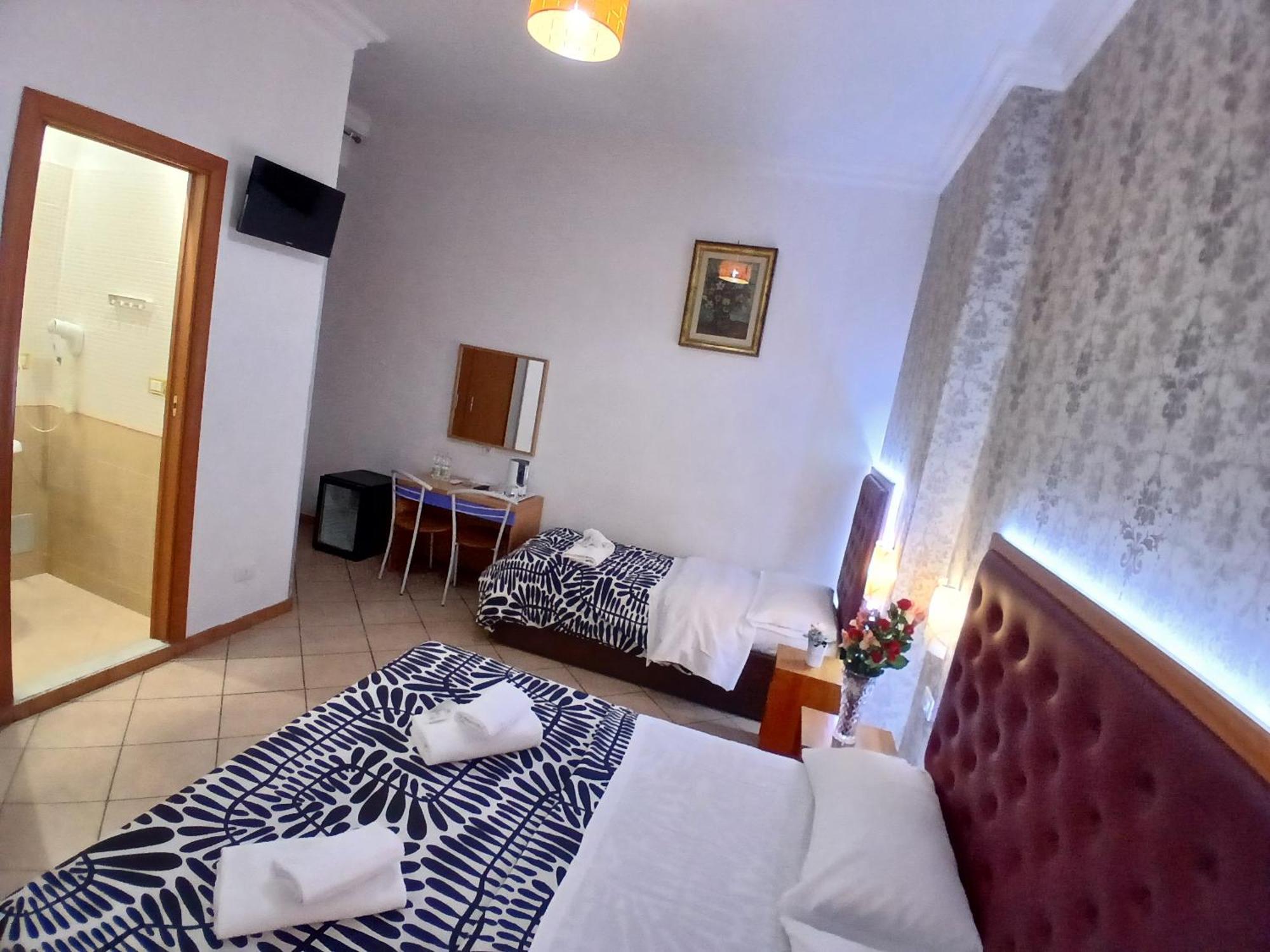 Triple Room Bathroom