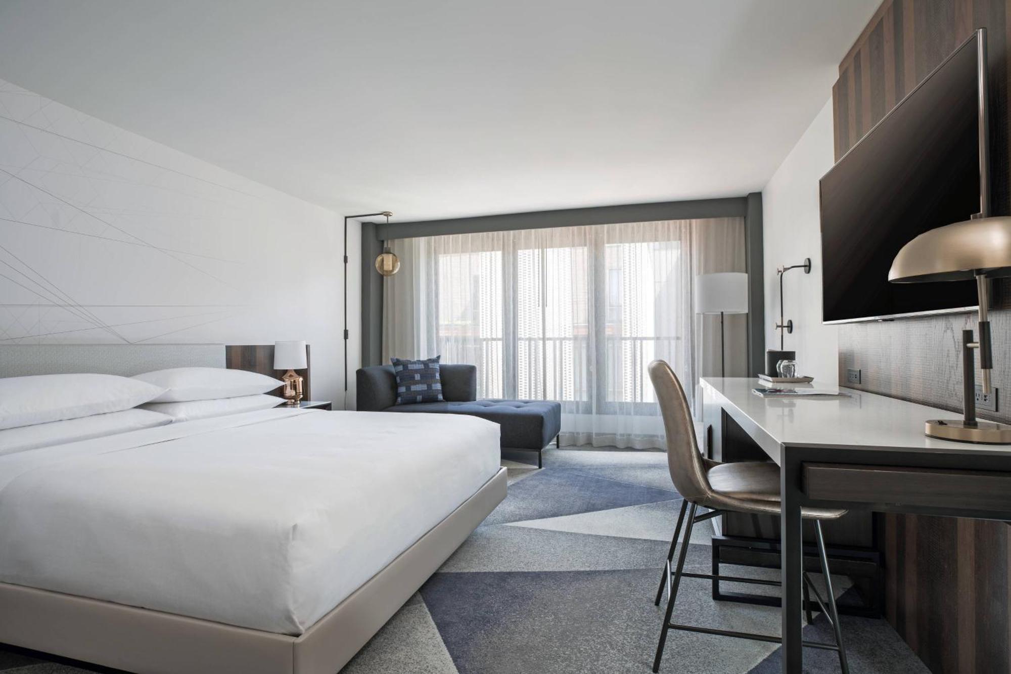 Guest Room 1 King,1632990613:JPEG