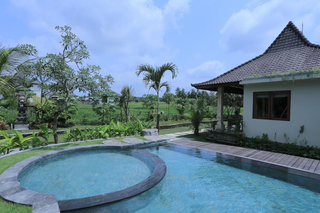 Villa con piscina privada