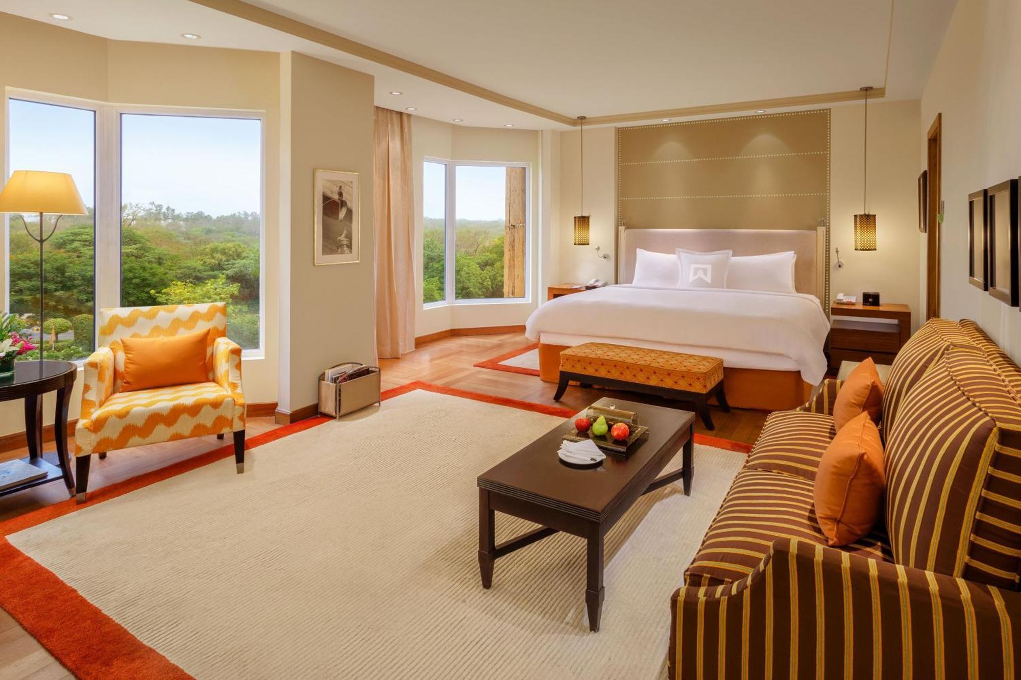 ITC One Executive level Larger Guest room complimentary lounge access on session of Spa on Laundry service1 King