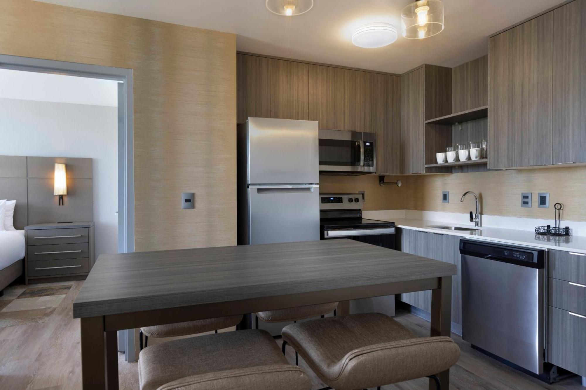2 Bedroom Suite Balcony
