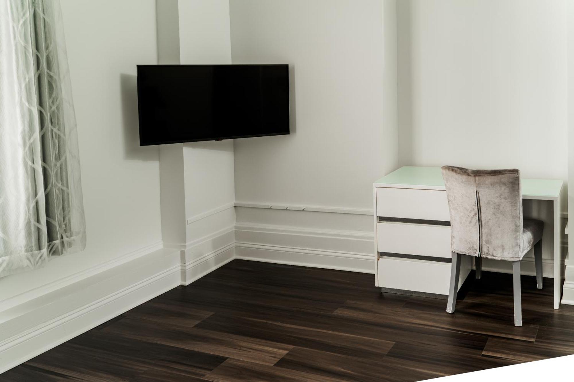 Double Room Two Double Beds Disability Access