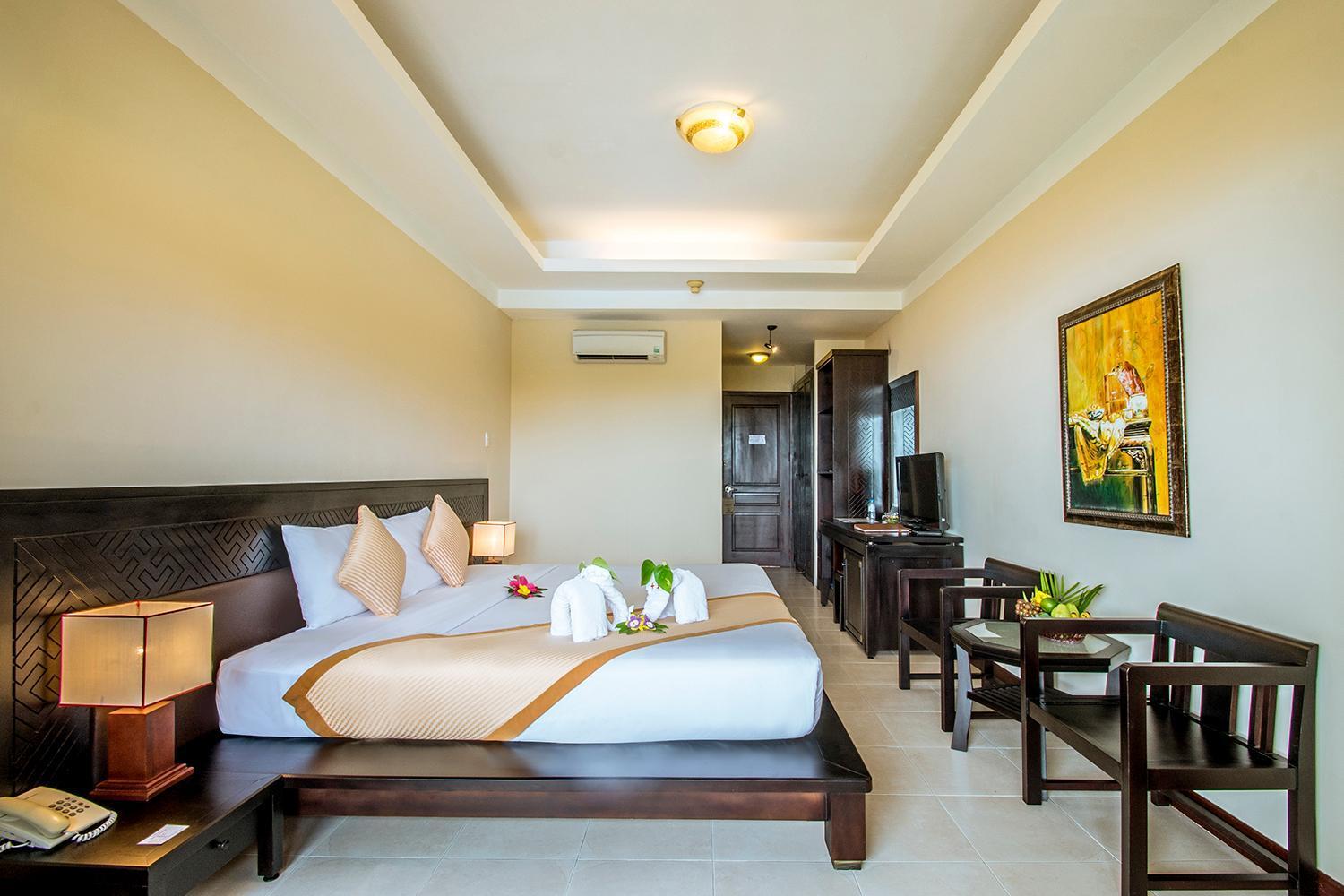 Deluxe Double or Twin Room Balcony Ocean View