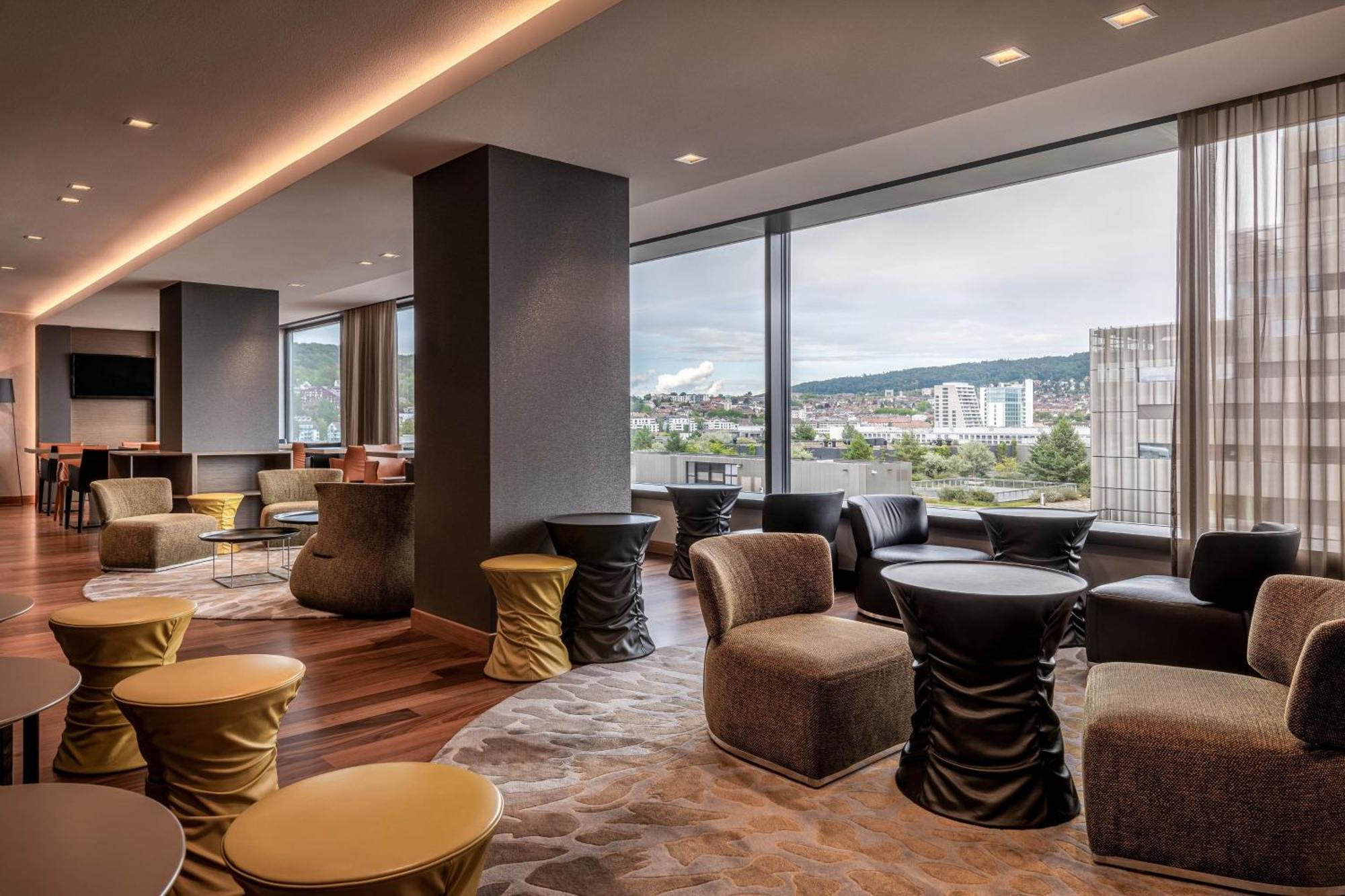 Club Zimmer mit Zugang zur Lounge