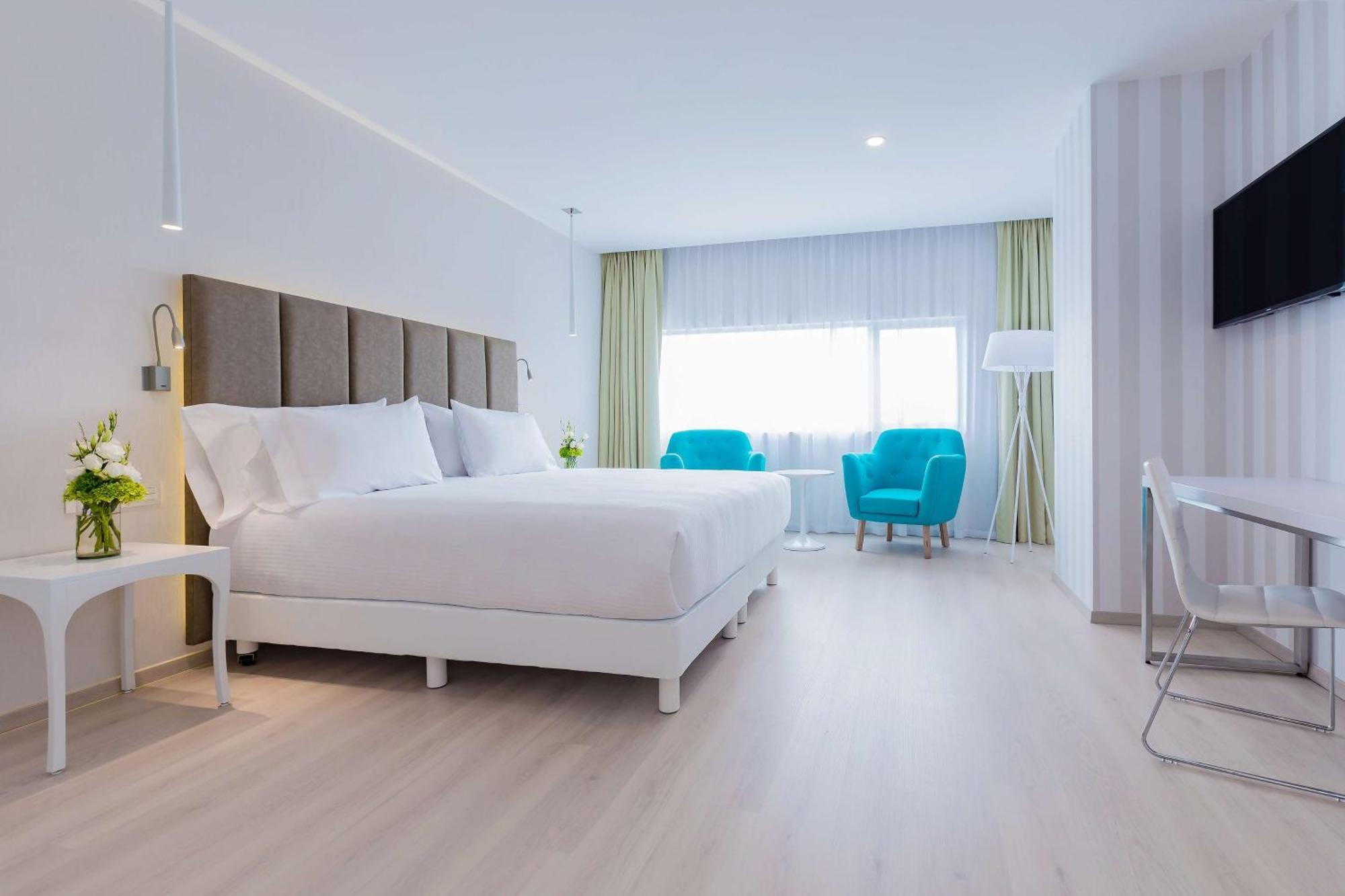Habitación Doble Superior con cama supletoria