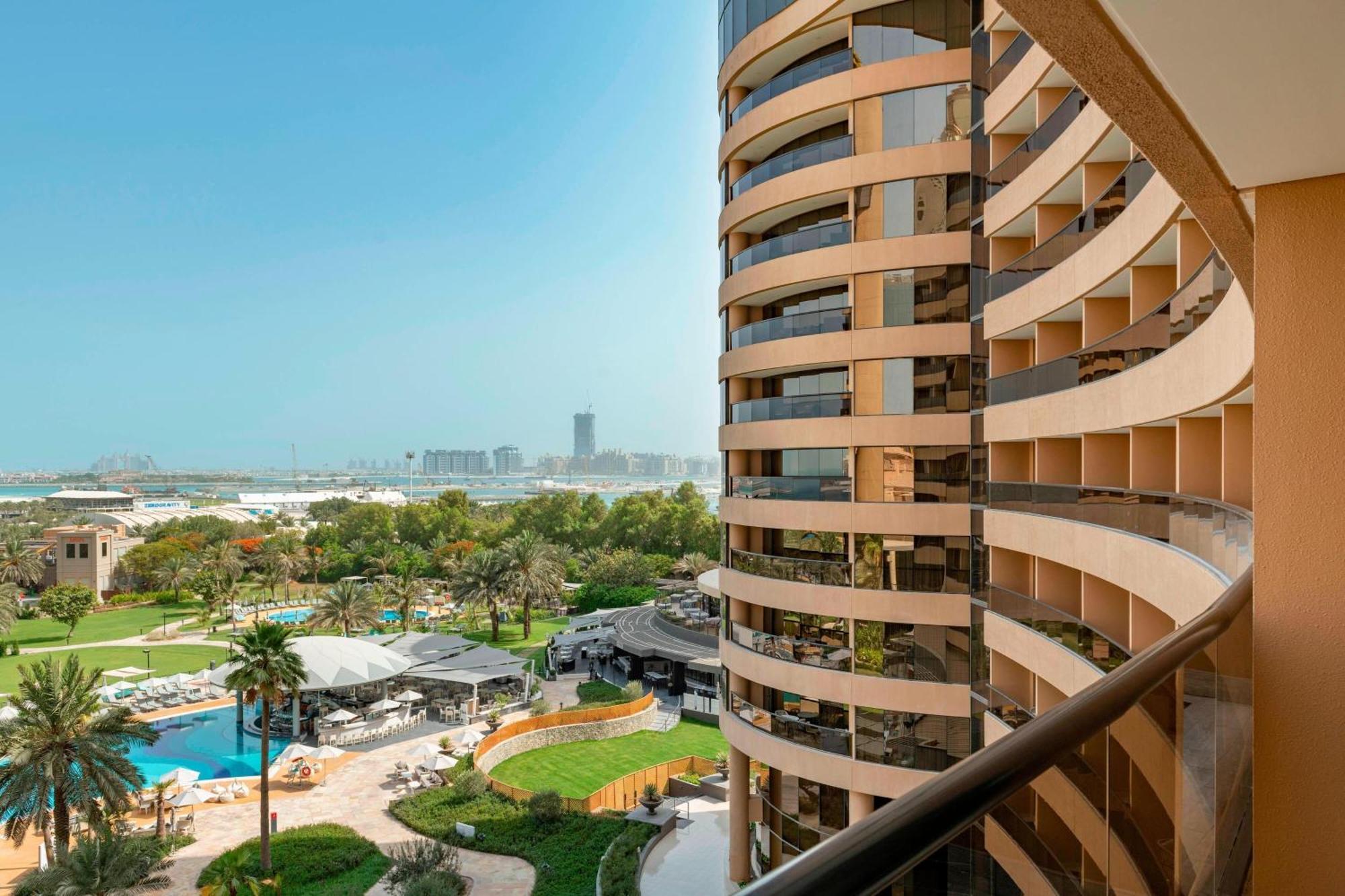 Deluxe Room Sea View Balcony