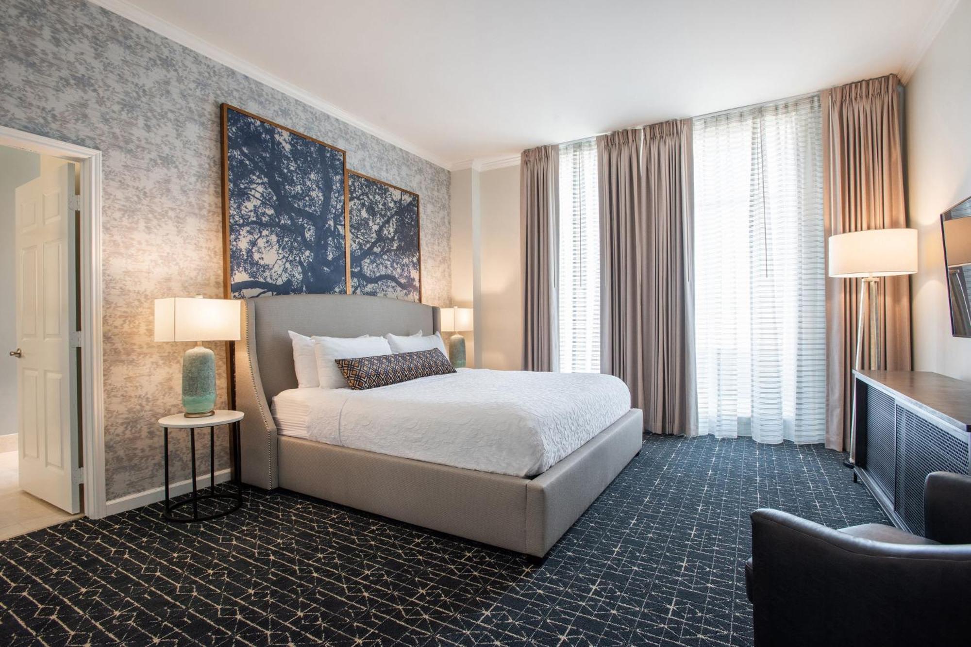 Presidential Suite, 1 Bedroom Presidential Suite, 1 King,1634410179:JPEG