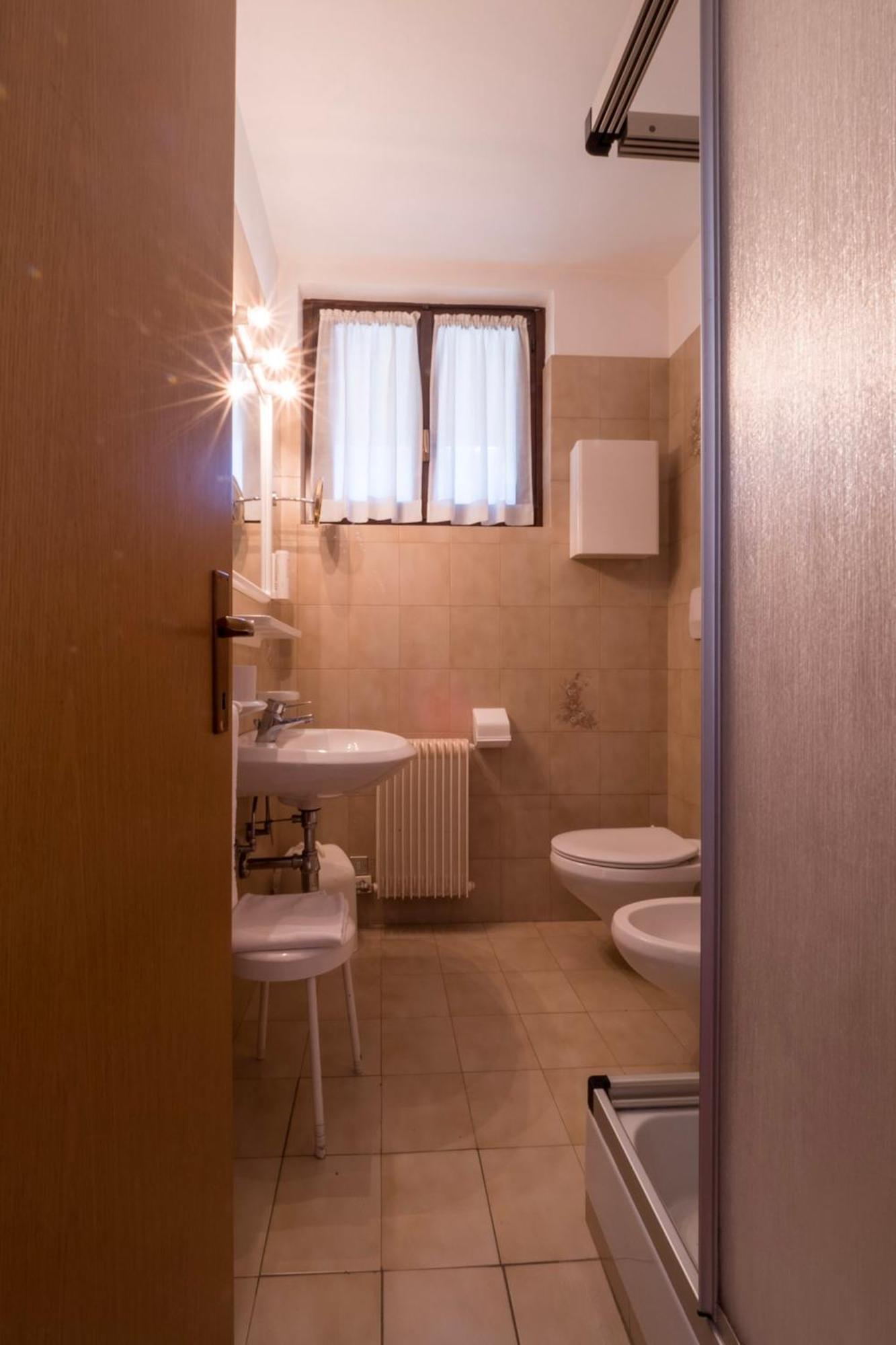 Double or Twin Room Balcony