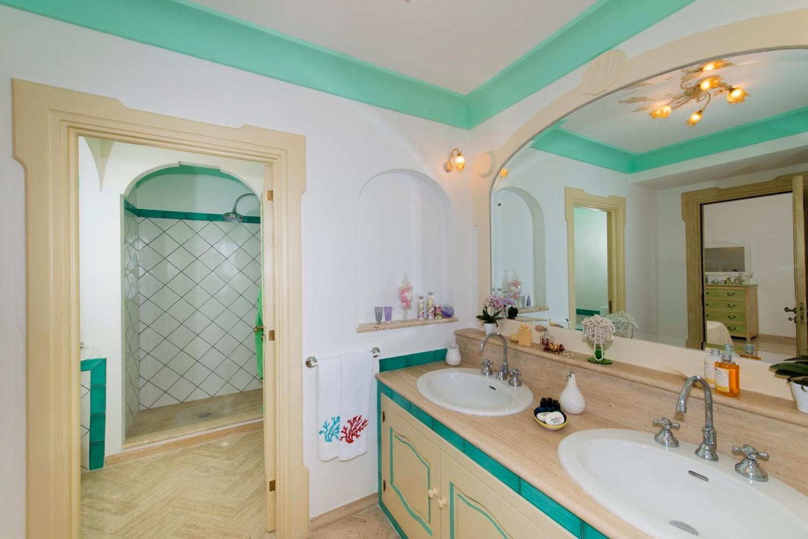 Villa with Sea View,1635076481:JPEG
