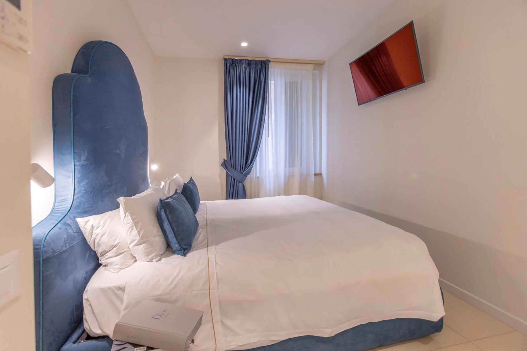 One-Bedroom Apartment 2
