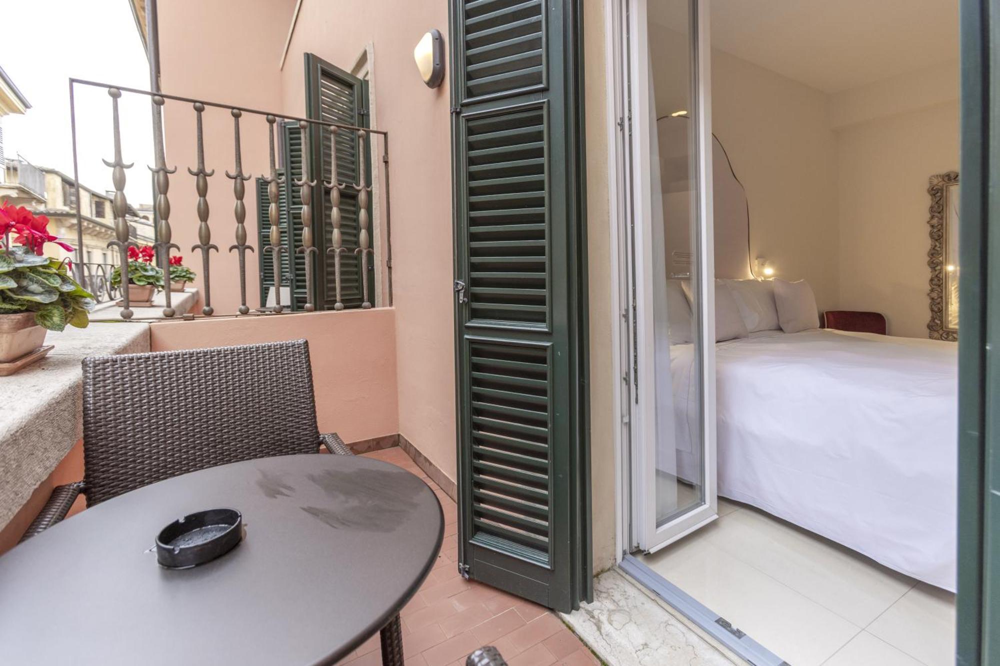 One-Bedroom Apartment 2