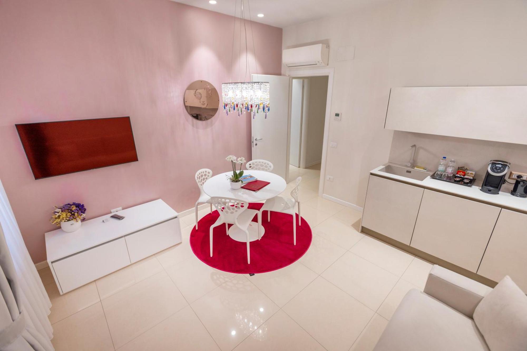 One-Bedroom Apartment 2