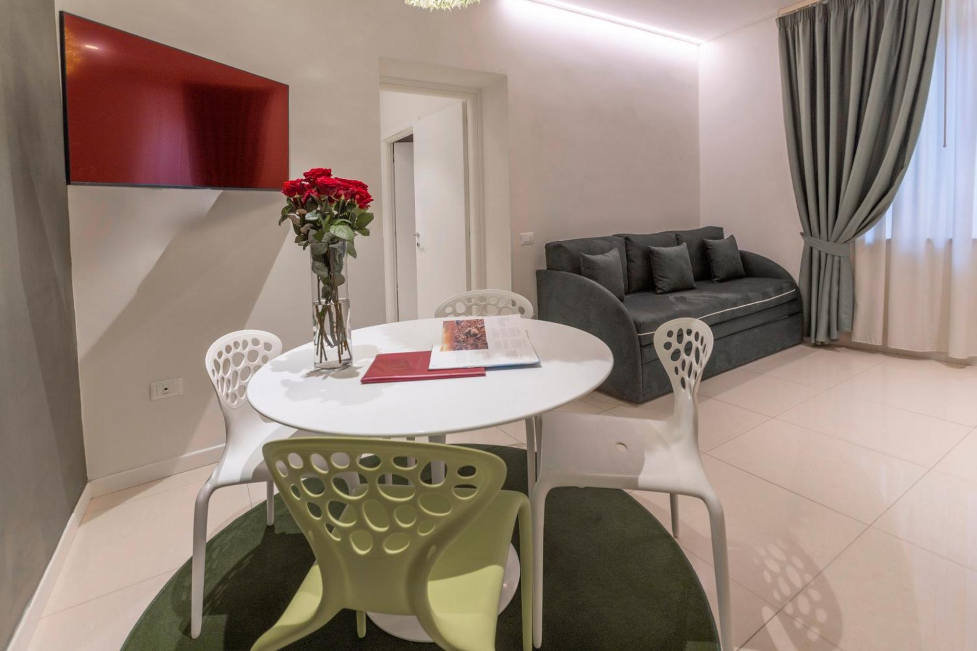 One-Bedroom Apartment 2