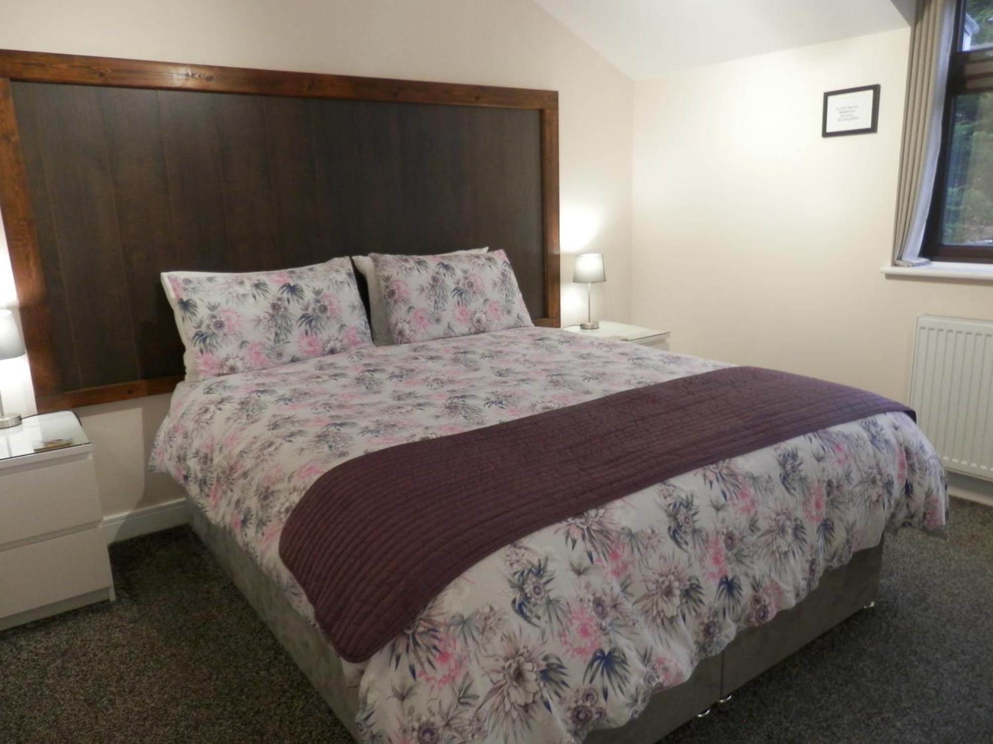 Double Room Private Bathroom