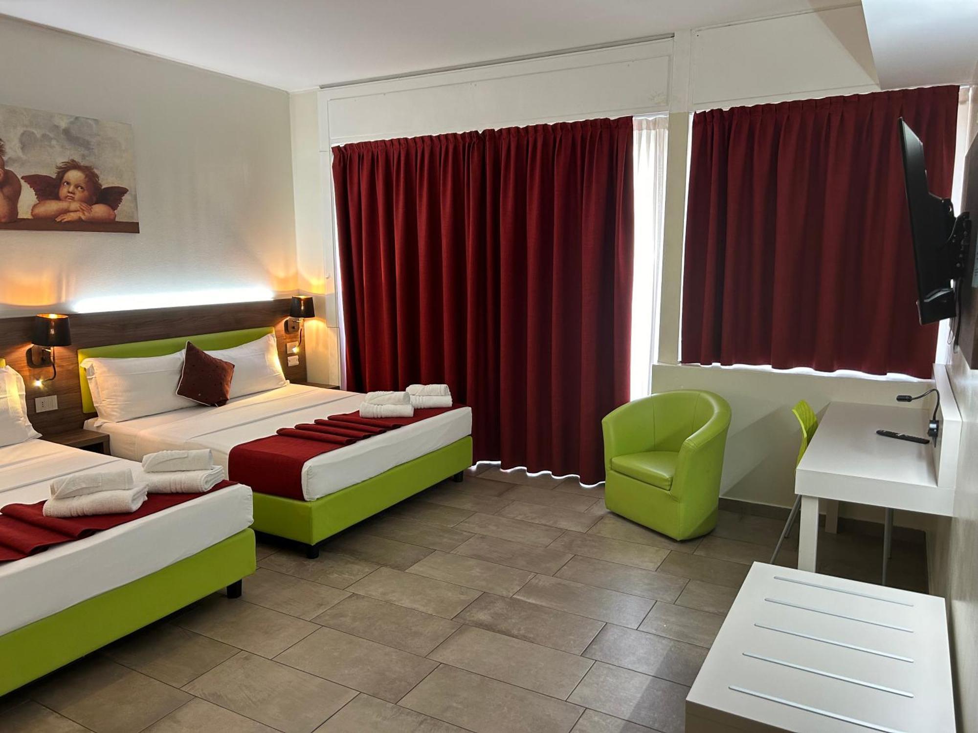 Comfort Quadruple Room