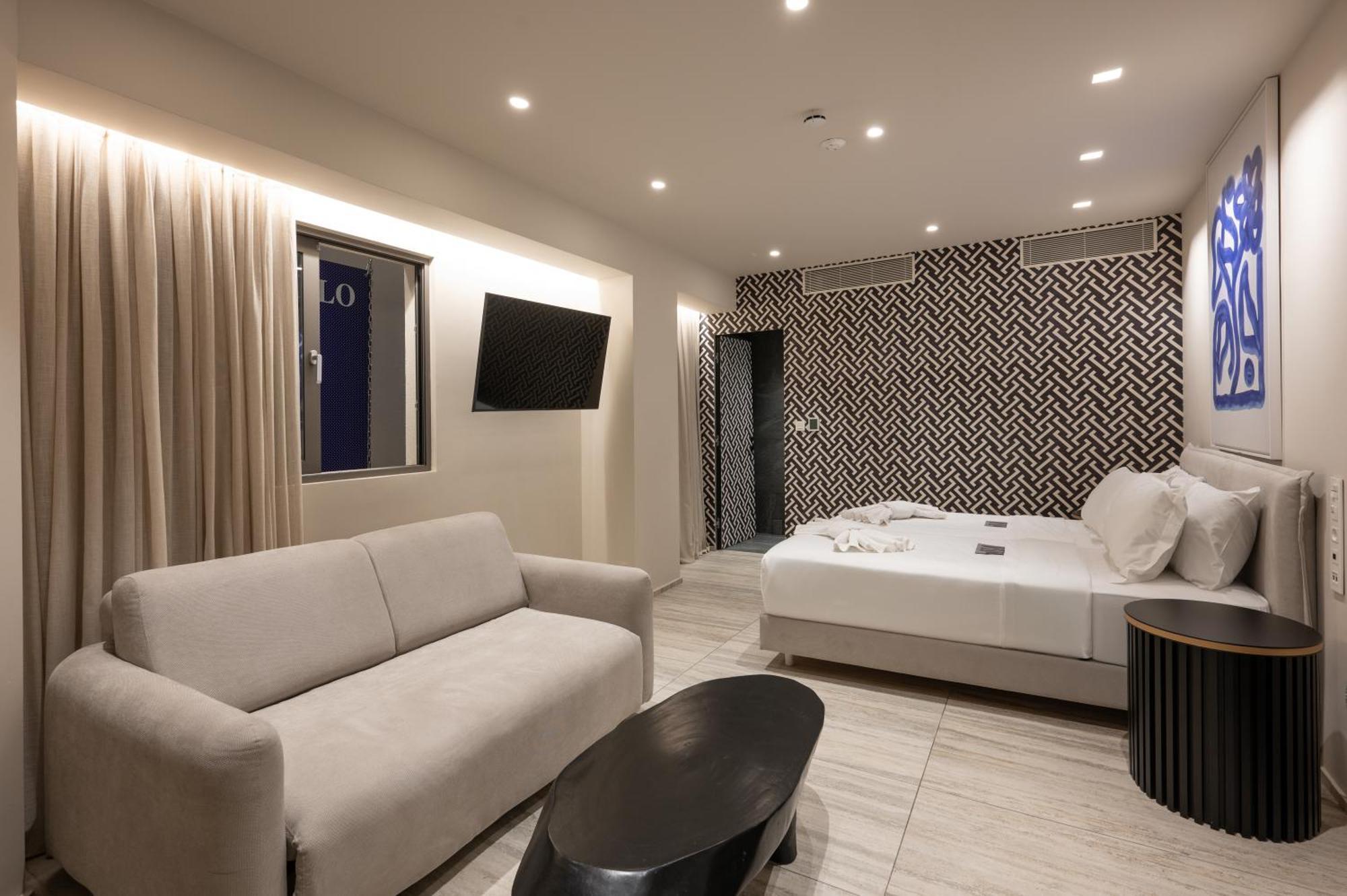Interior Deluxe Studio
