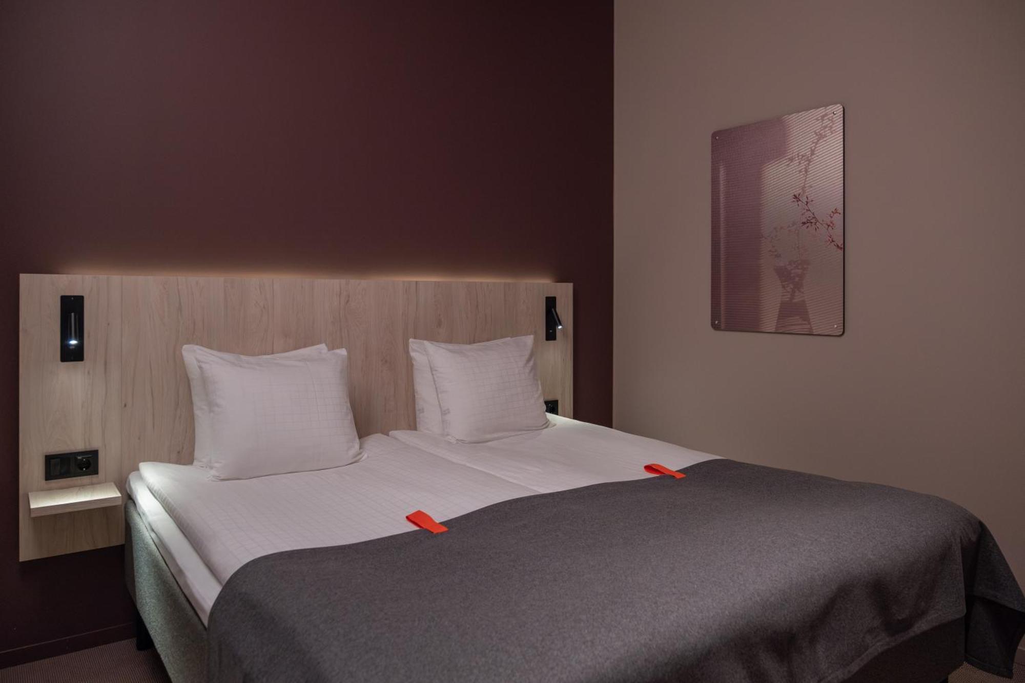 Small Double Room without window