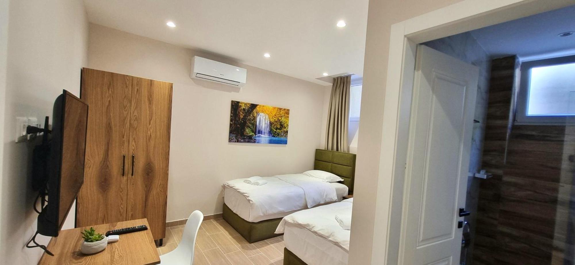 Budget Twin Room,1636910041:JPEG