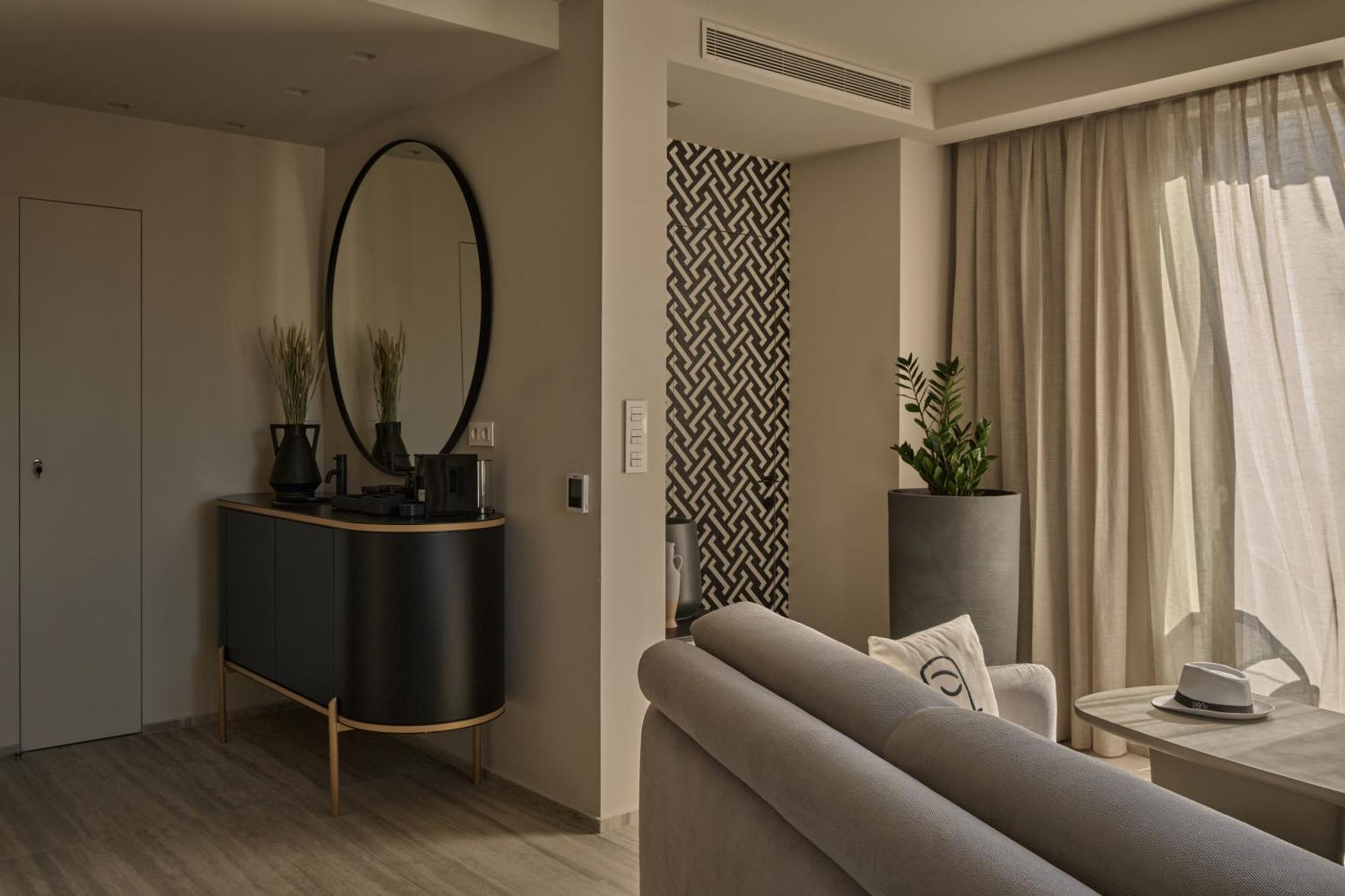 Acropolis Junior Suite