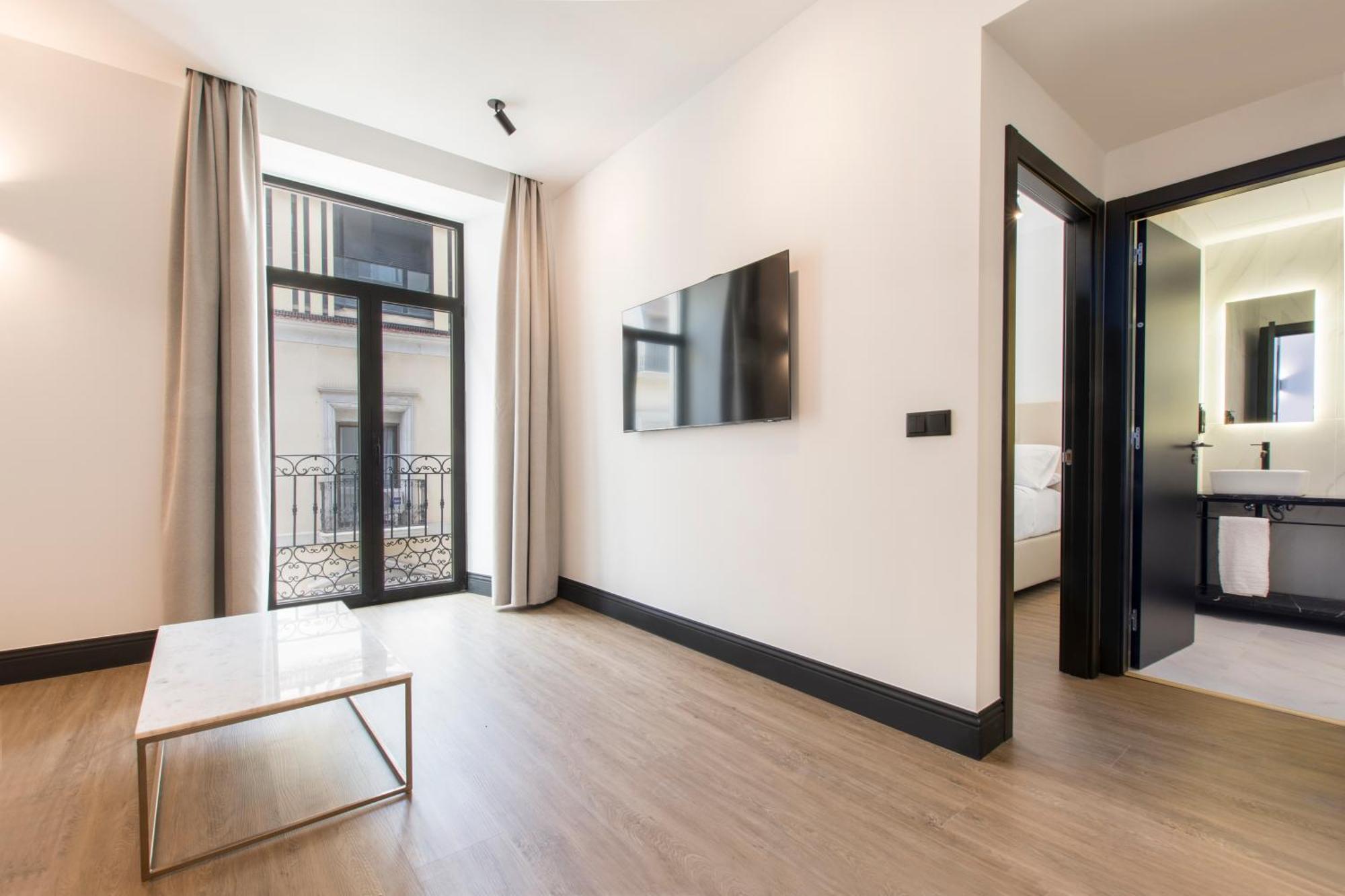 Deluxe Apartment