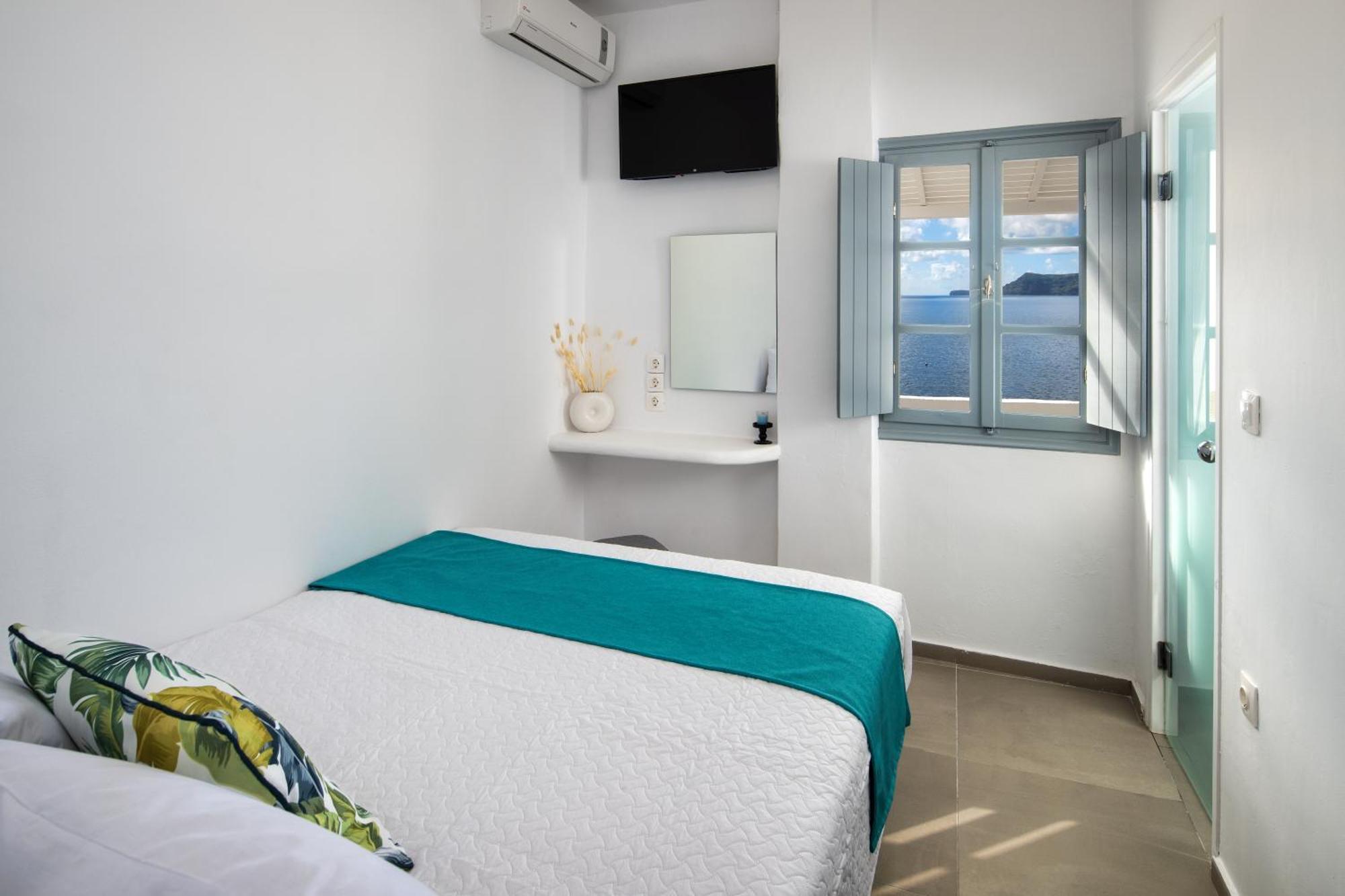 Family Suite Semi-Private Balcony Sea View