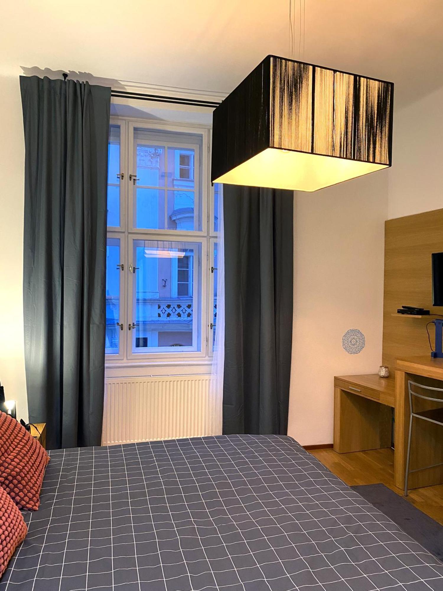 Double Room Private Bathroom