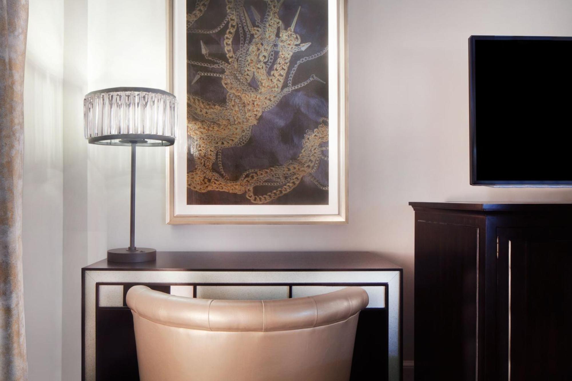 Chambre Double de Luxe avec 2 Lits Doubles et Vue sur Baie