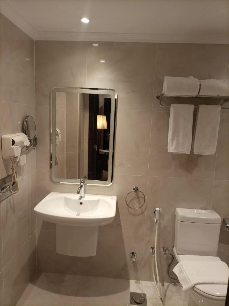 Junior Suite,1679601389:JPEG
