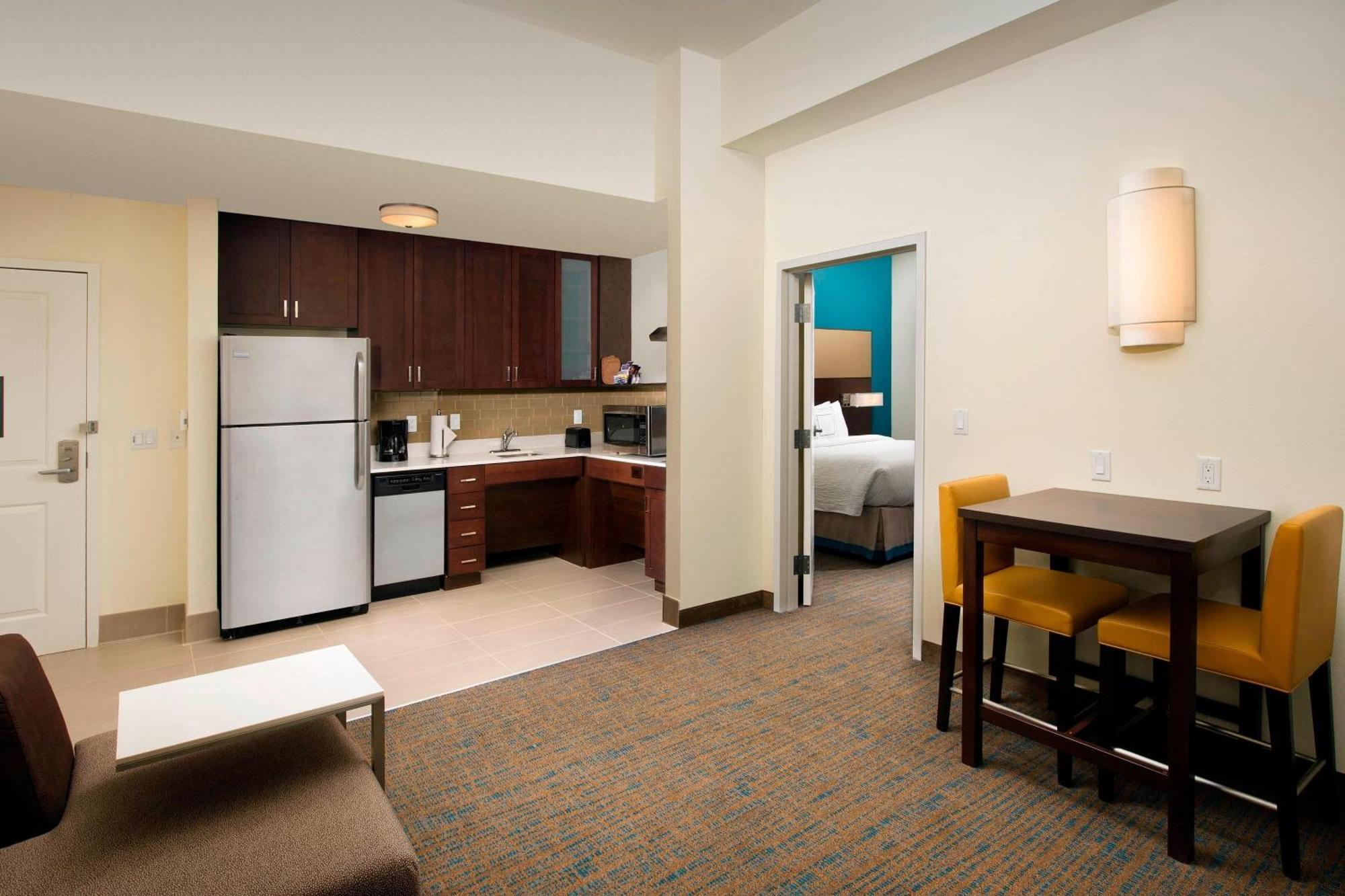 One-Bedroom King Suite
