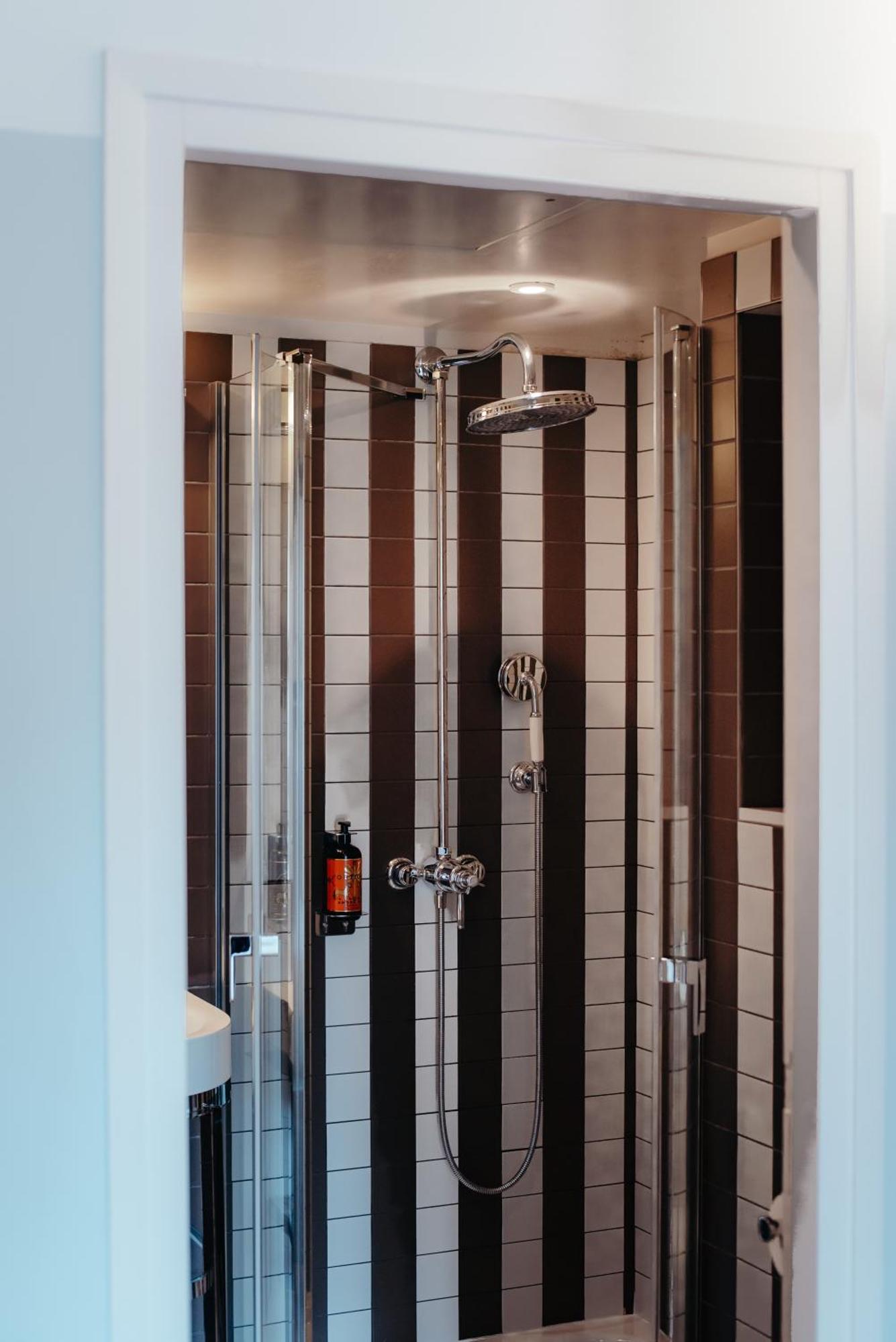 Superior Double Room Pool Access