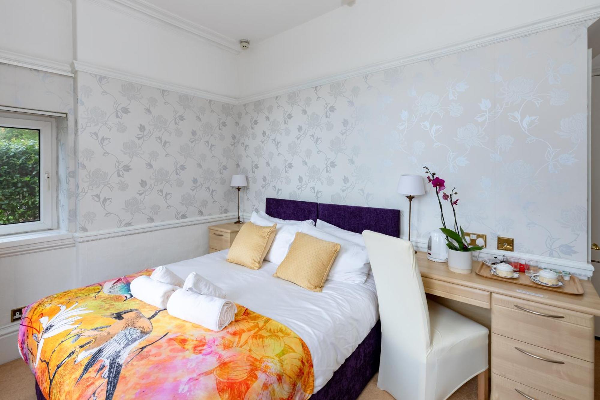 Double Room,1638430538:JPEG