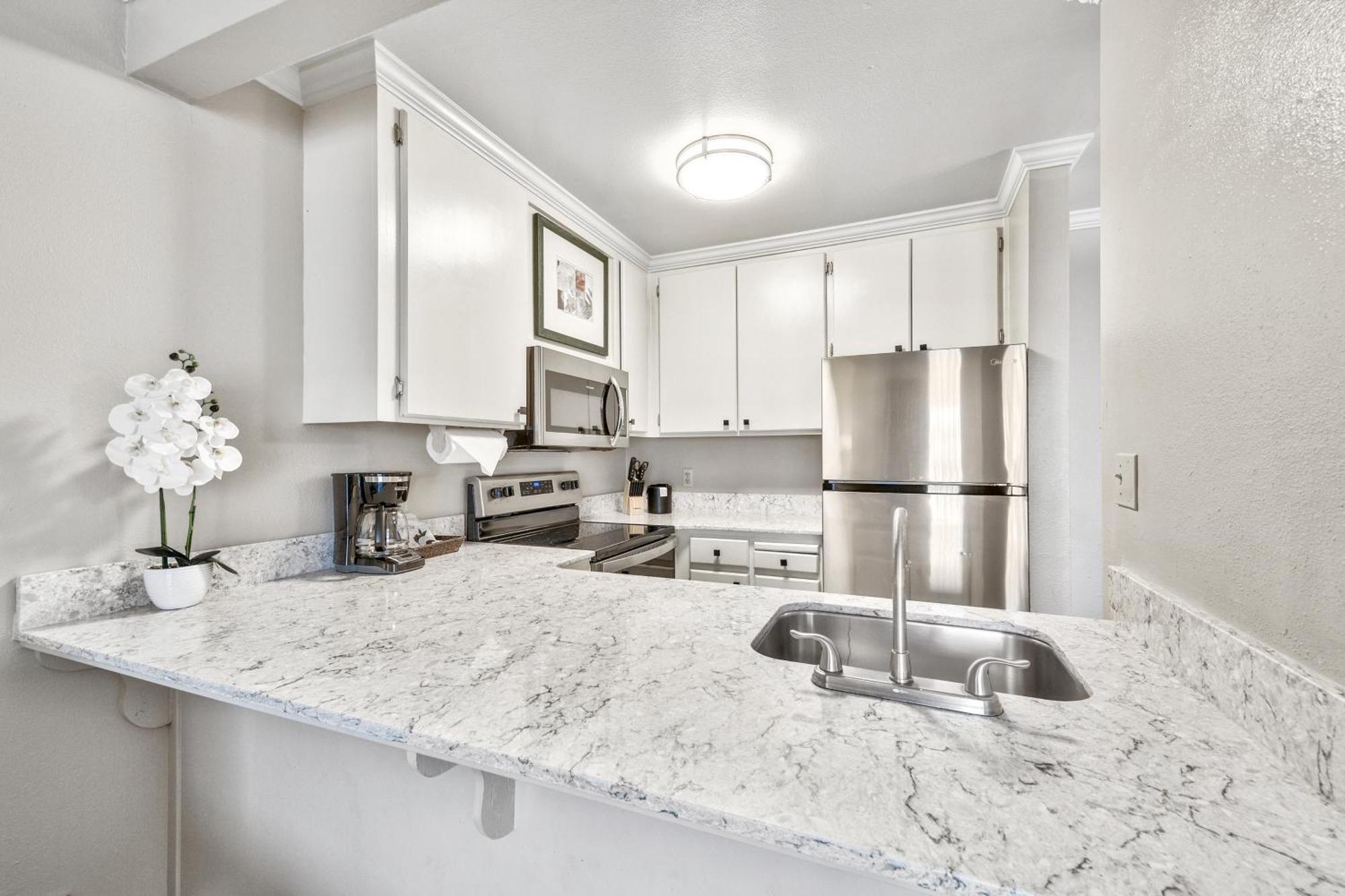 One-Bedroom Deluxe Suite