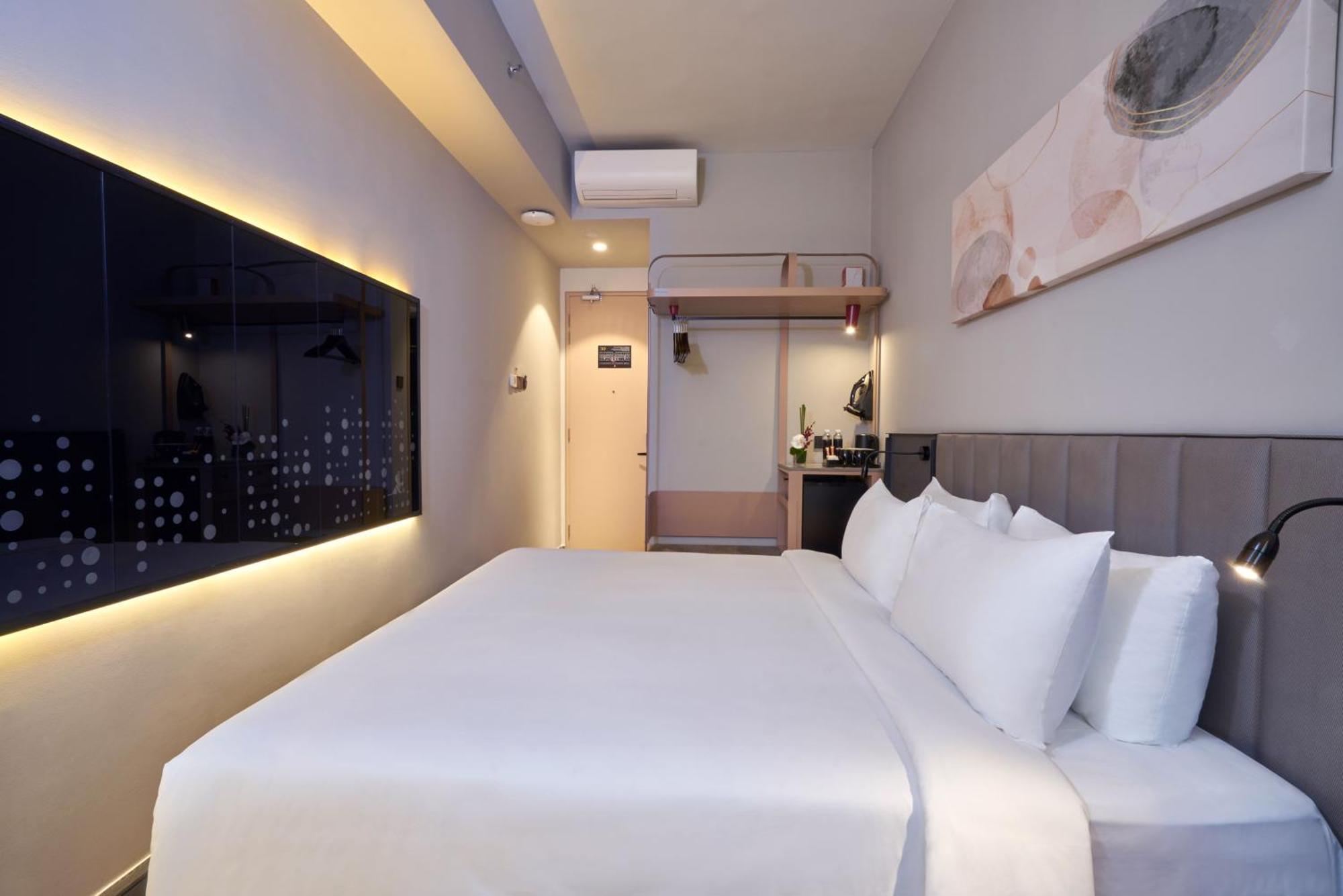 Junior Premier King Room