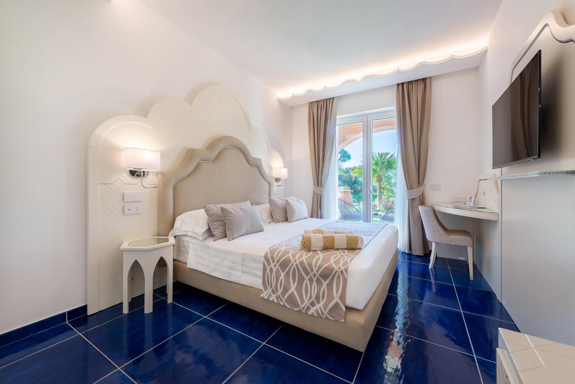 Superior Double Room,1638655018:JPEG
