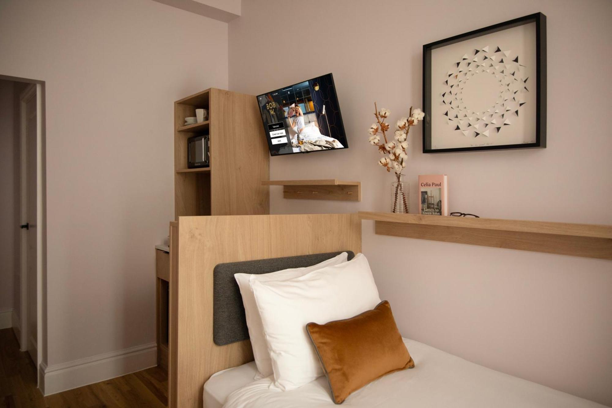 Compact Room Single