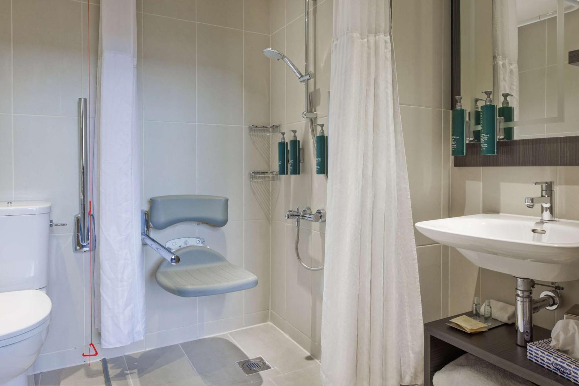 King Room Mobility Access