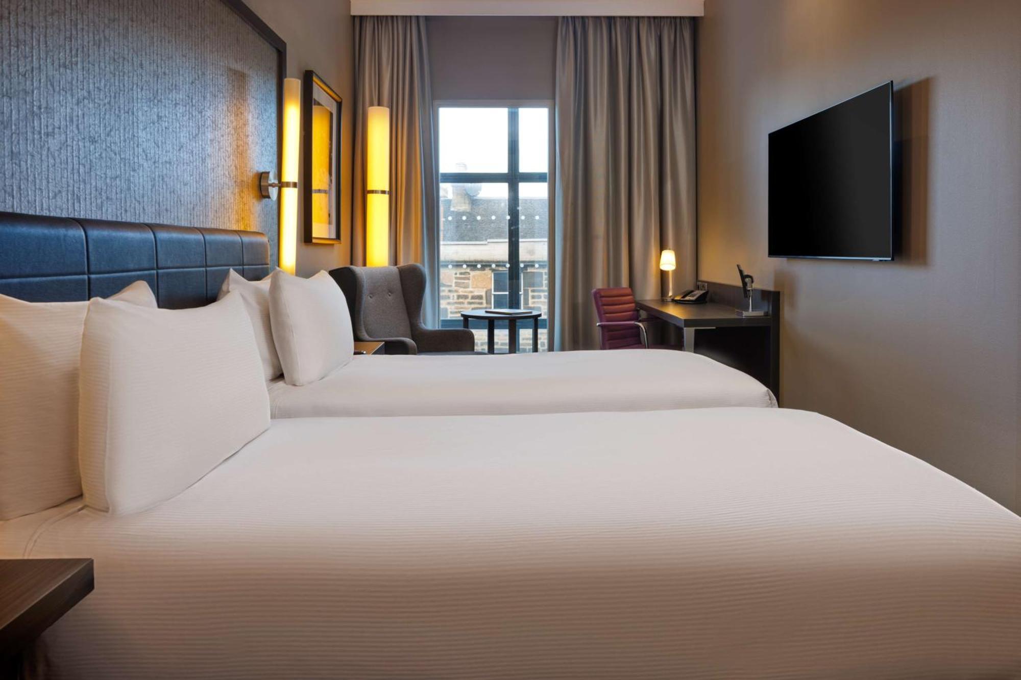 Twin Guest Room two Single Beds