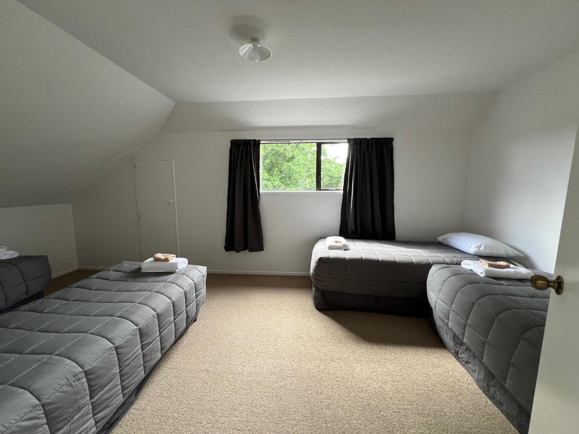 Studio Separate Bedroom