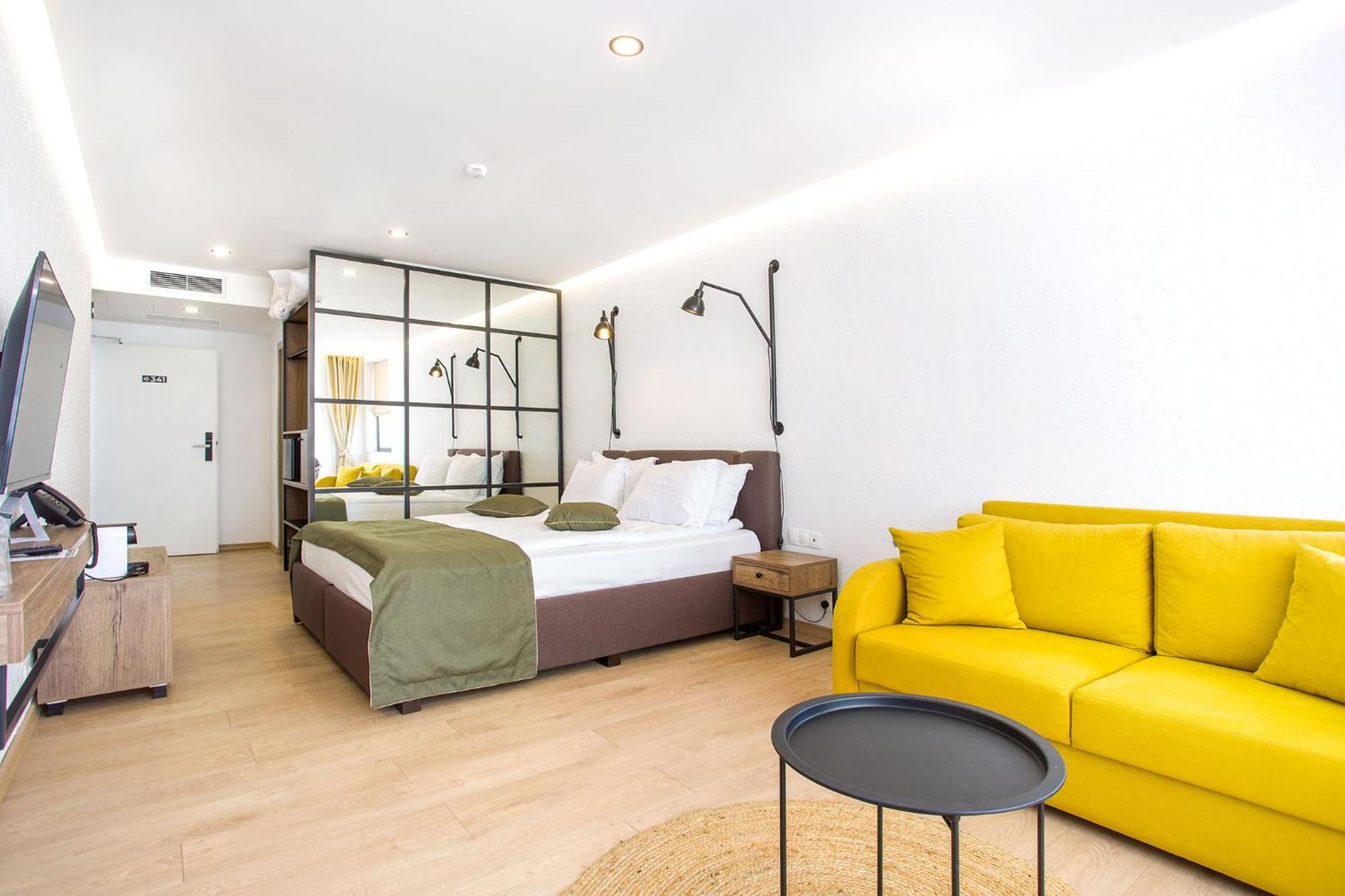Grand Deluxe Double Room Balcony Sea View