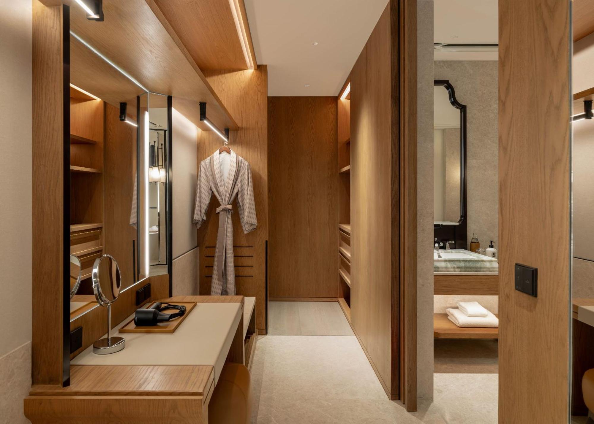 Club Suite