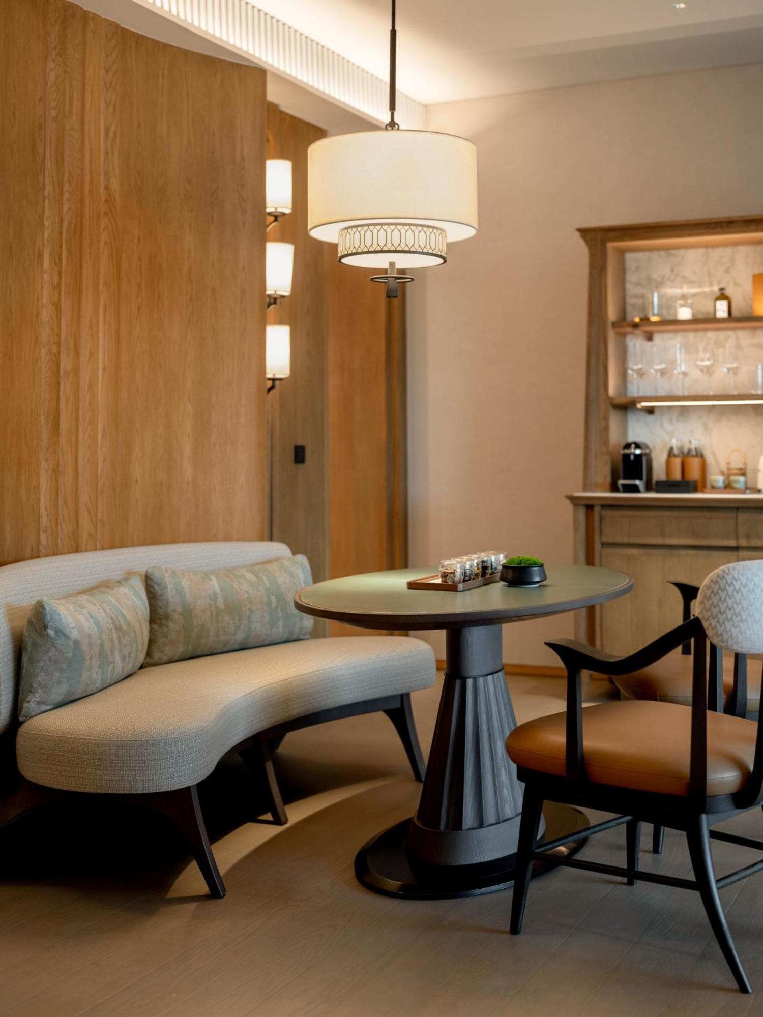 Club Suite